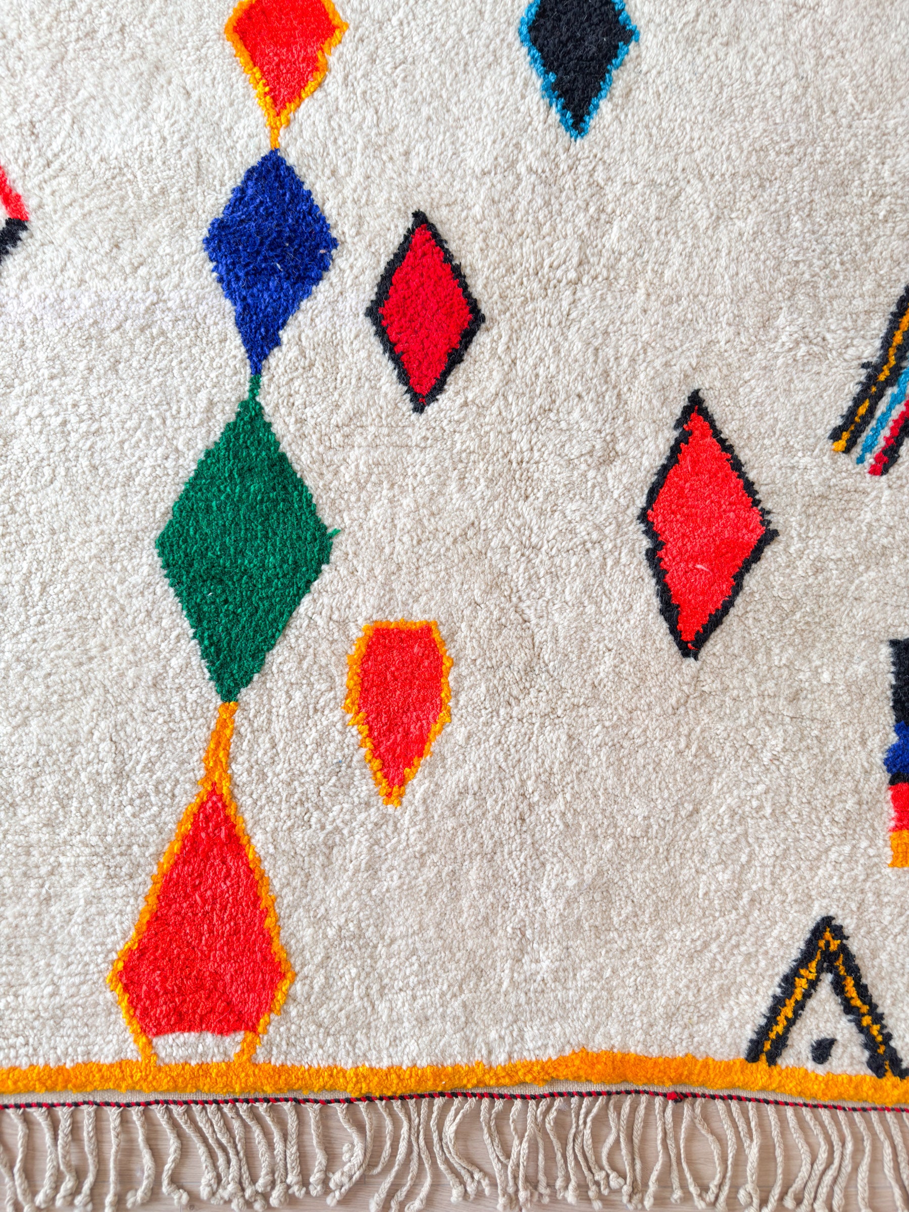 Colorful Berber rug 192 x 284 cm - n°1948