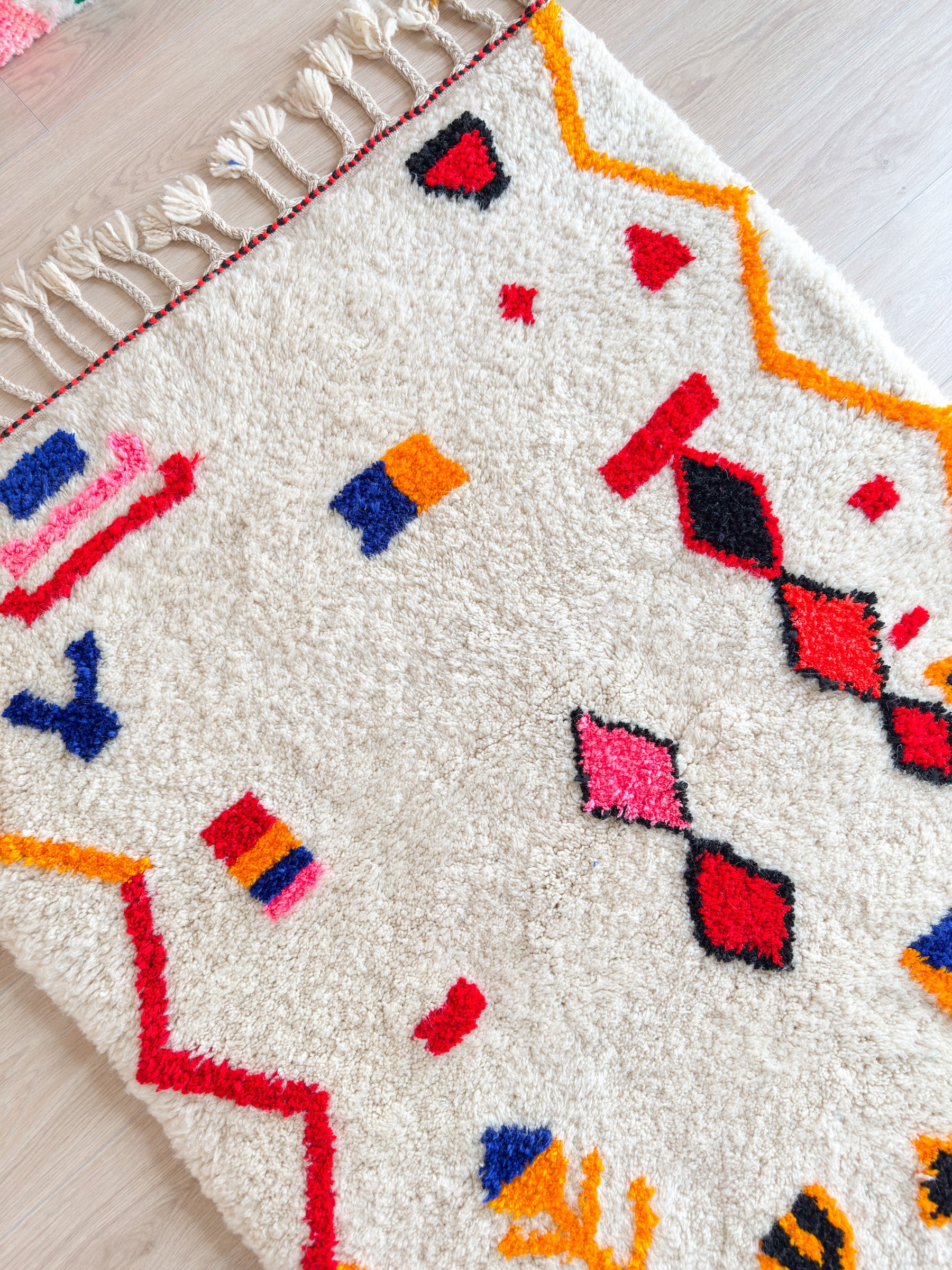 Tapis berbère coloré 119 x 195 cm - n°1947