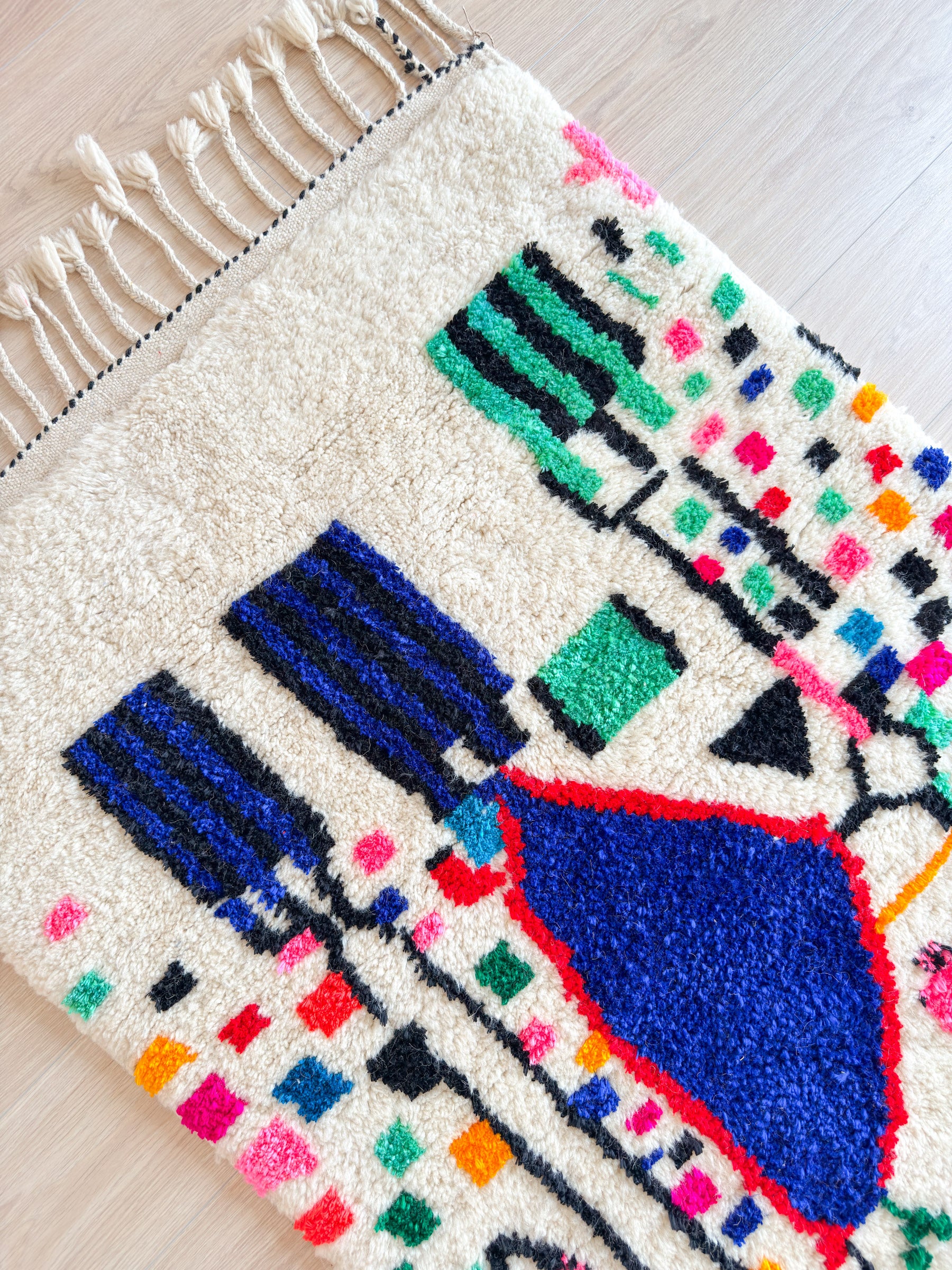 Colorful Berber rug 99 x 180 cm - no. 2050