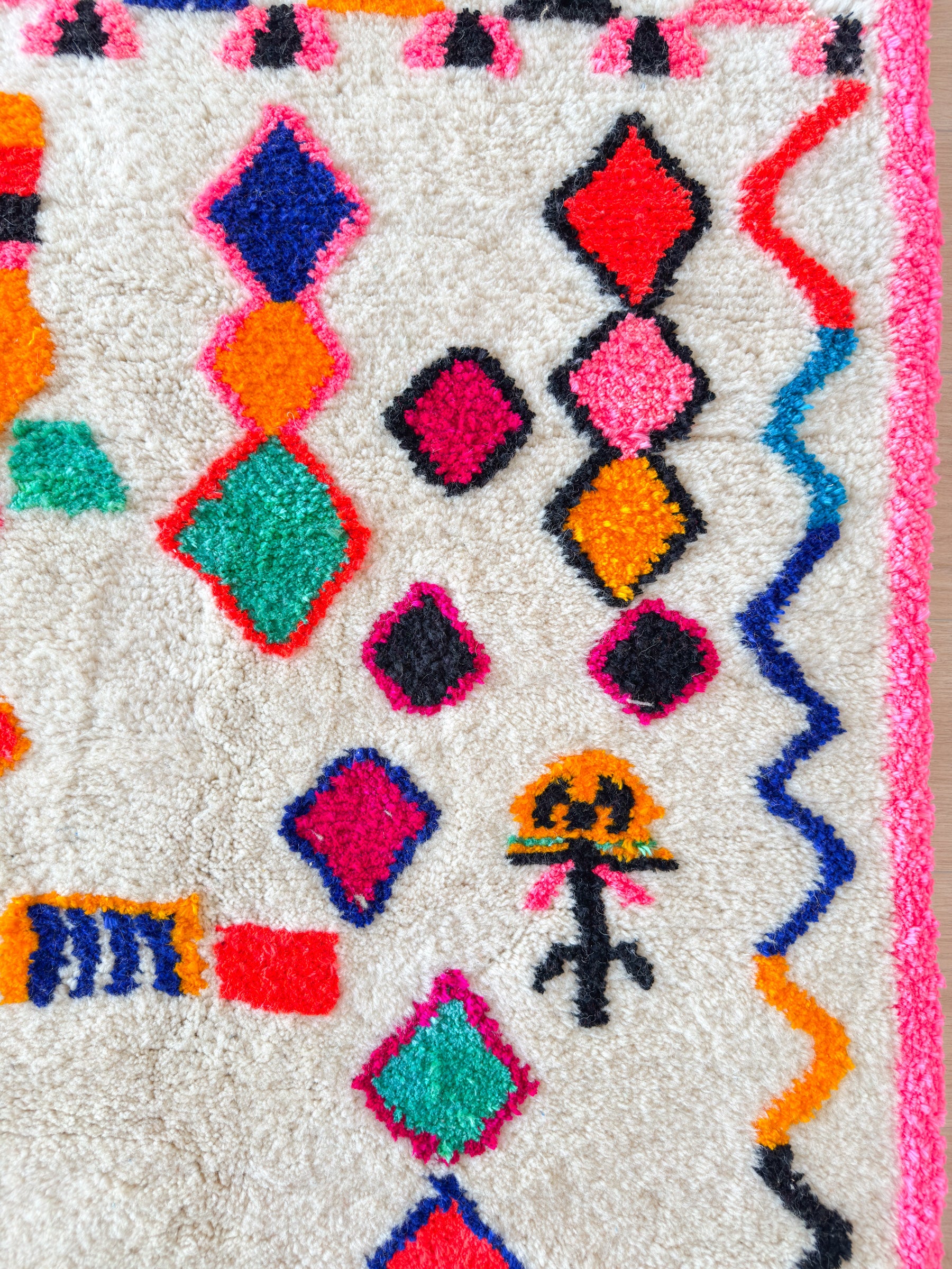 Tapis berbère coloré 104 x 170 cm - n°2056