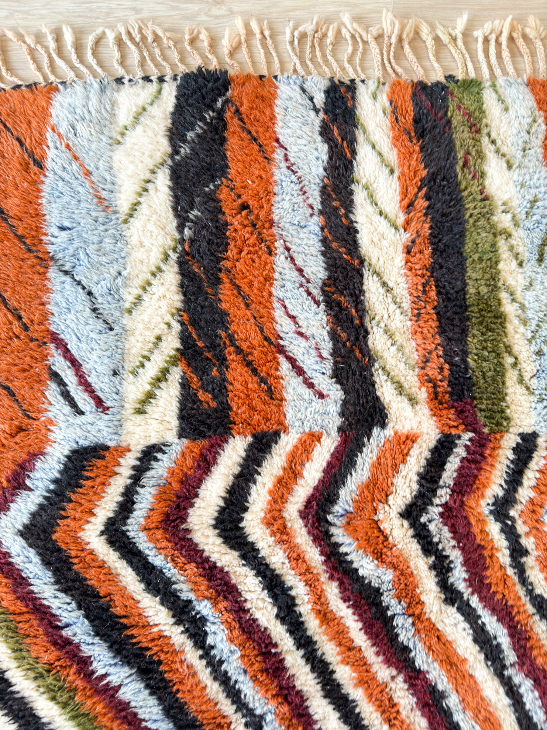 Colorful Berber rug 150 x 215 cm - no. 2029