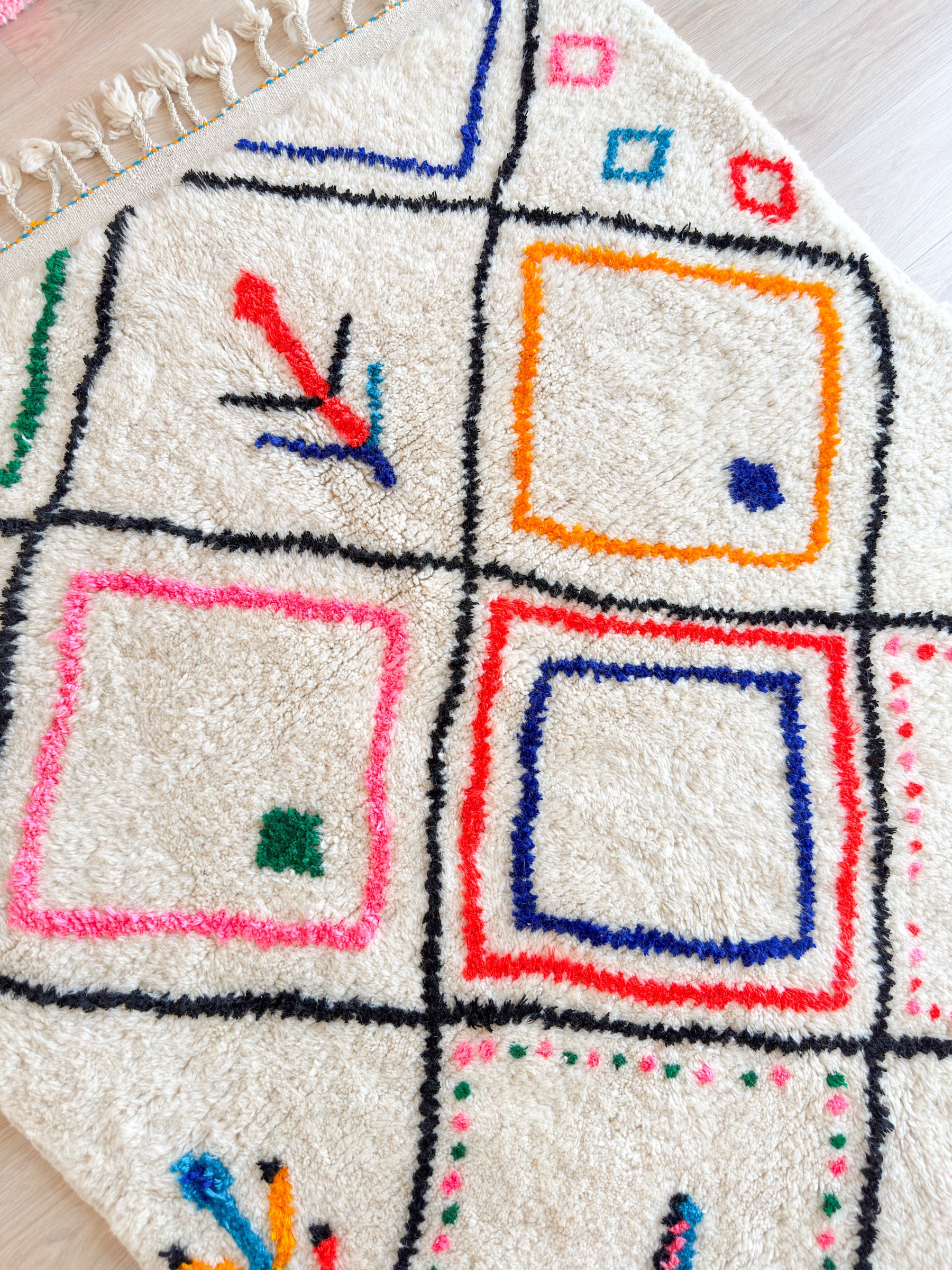 Colorful Berber carpet - n°1932