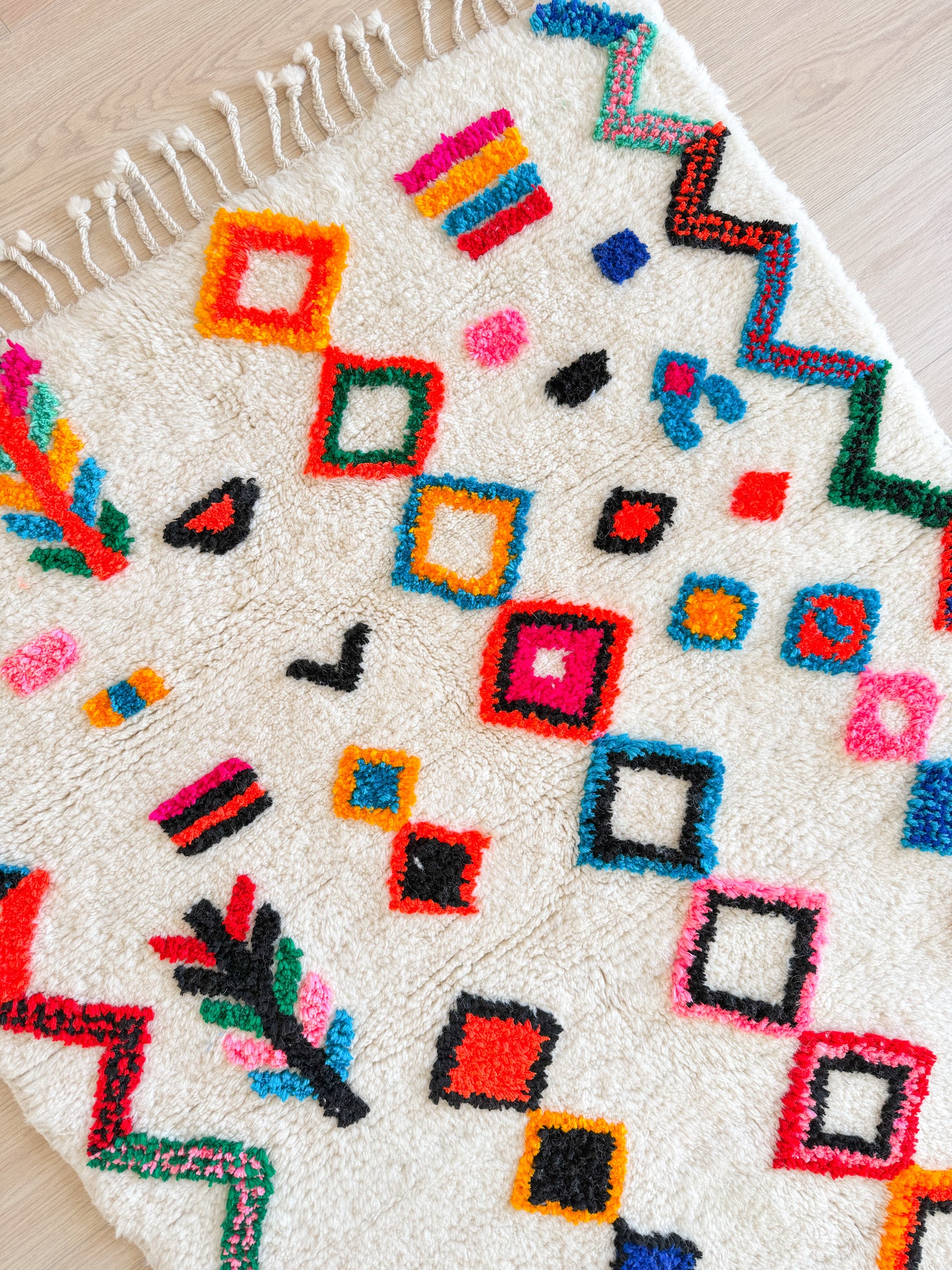 Tapis berbère coloré 109 x 157 cm - n°2449