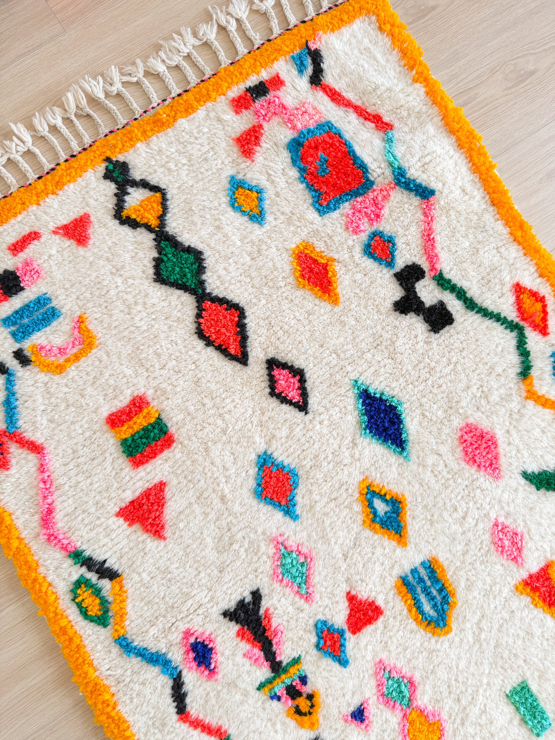 Tapis berbère coloré 103 x 170 cm - n°2432