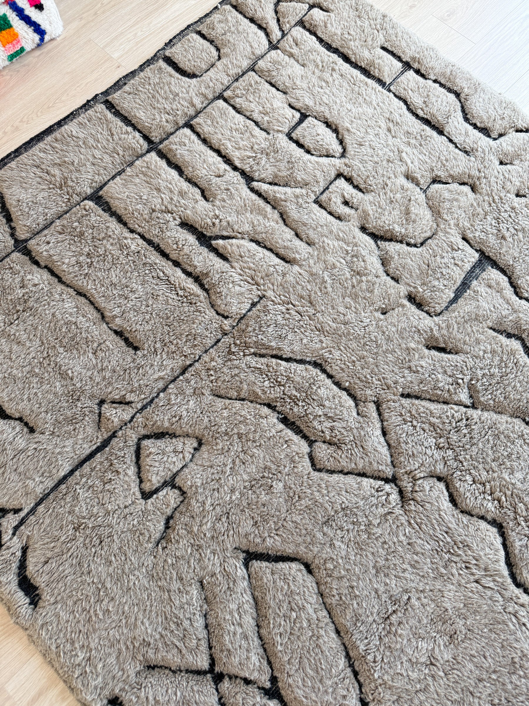 M'rirt-Teppich 204 x 325 cm – Nr. 1996