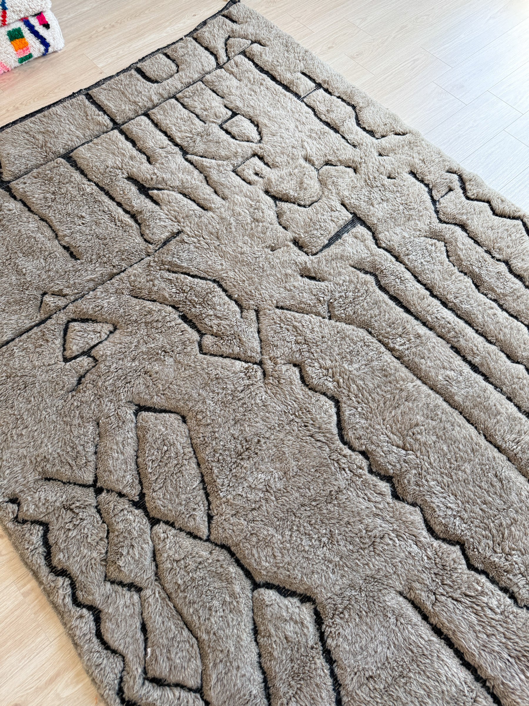 M'rirt-Teppich 204 x 325 cm – Nr. 1996