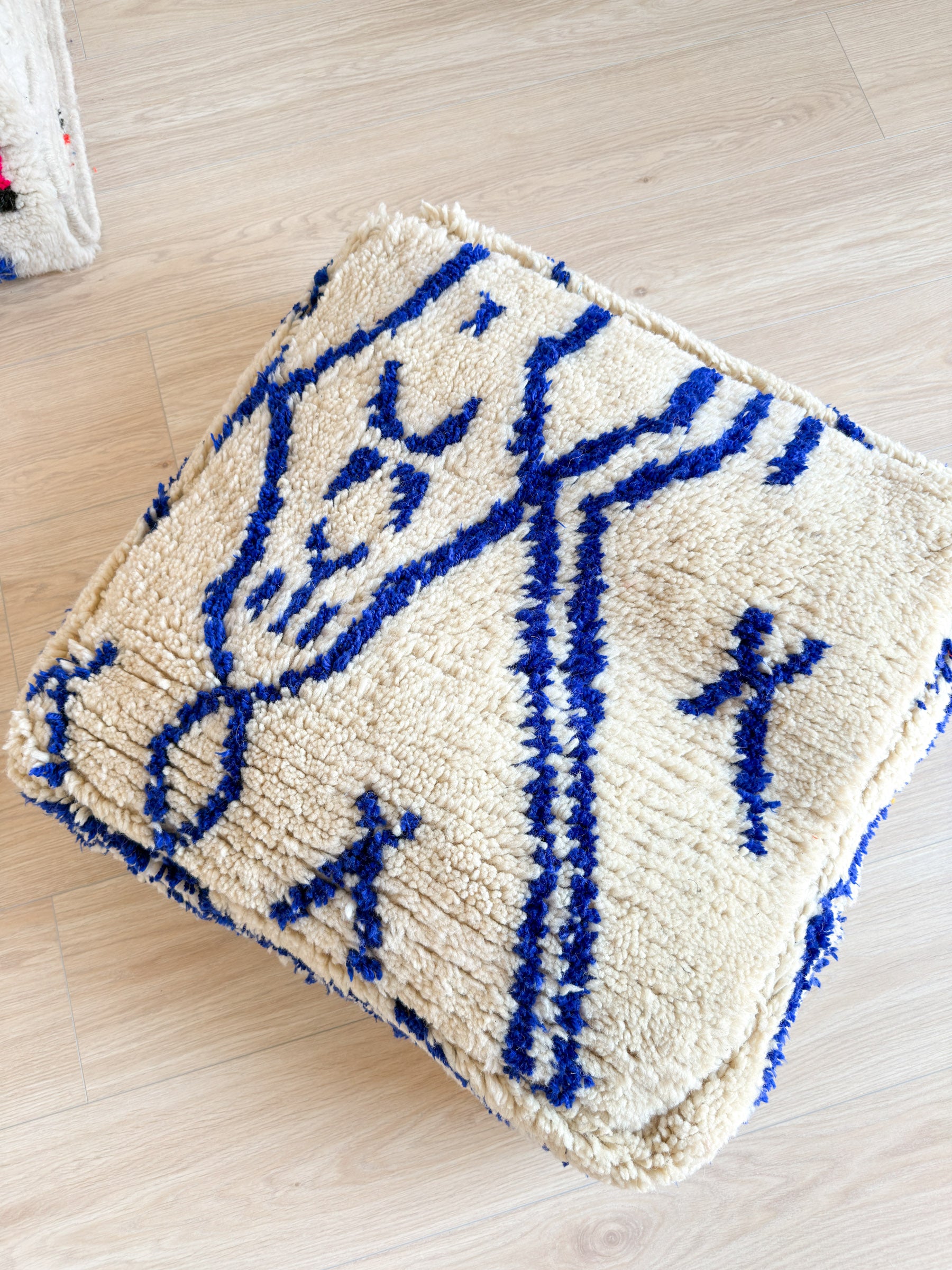 Pouf Marocain, pouf berbère coloré - 60 x 60 cm - n°44