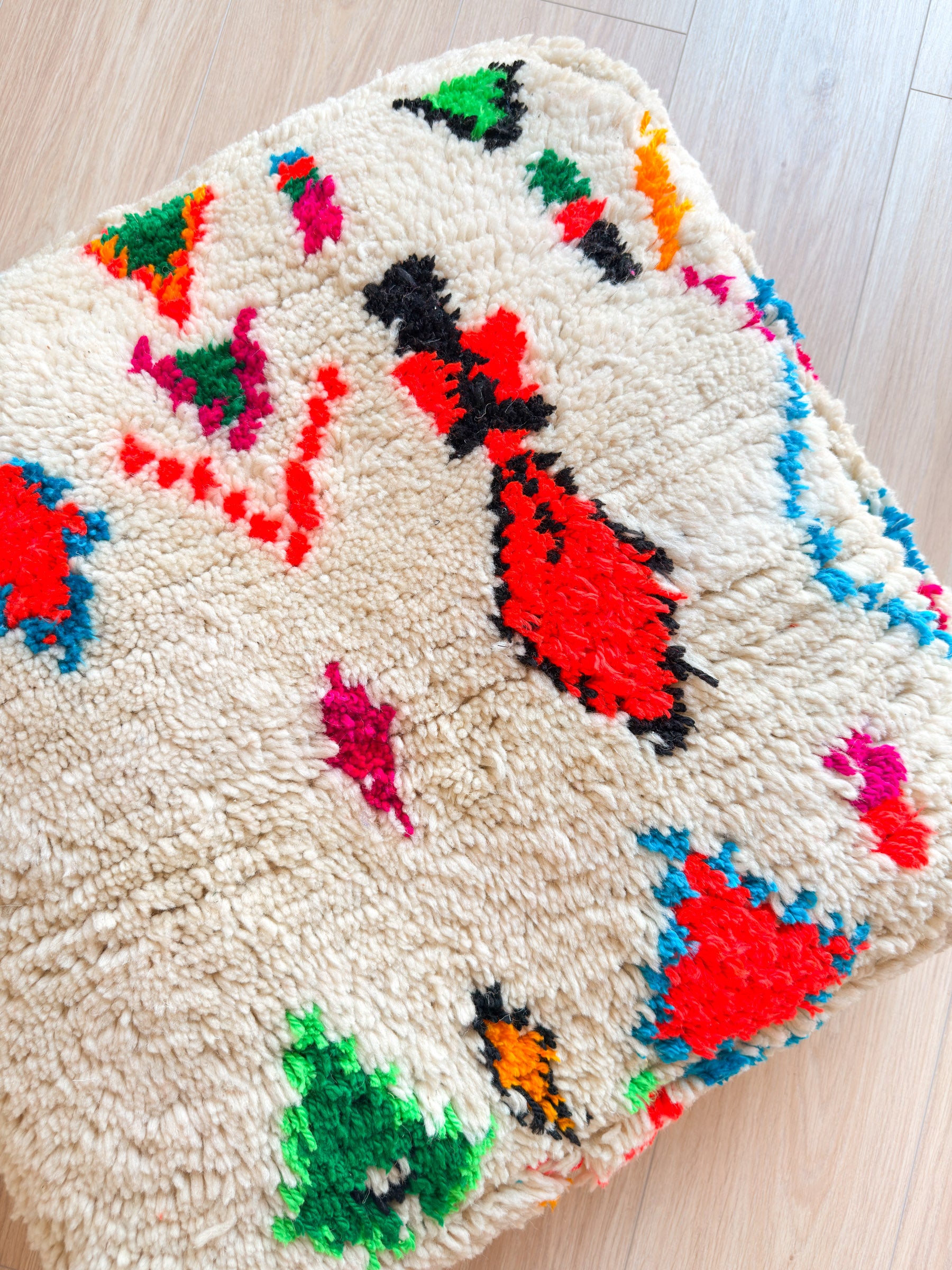 Pouf Marocain, pouf berbère coloré - 60 x 60 cm - n°46