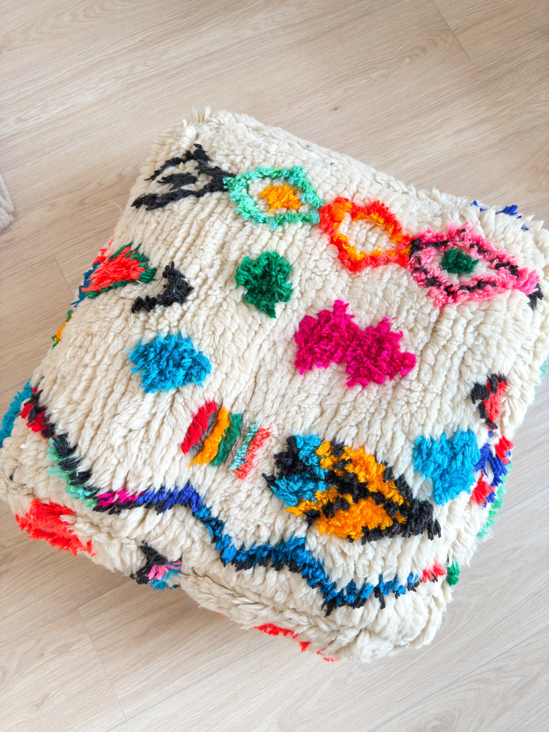 Pouf Marocain, pouf berbère coloré - 60 x 60 cm - n°57