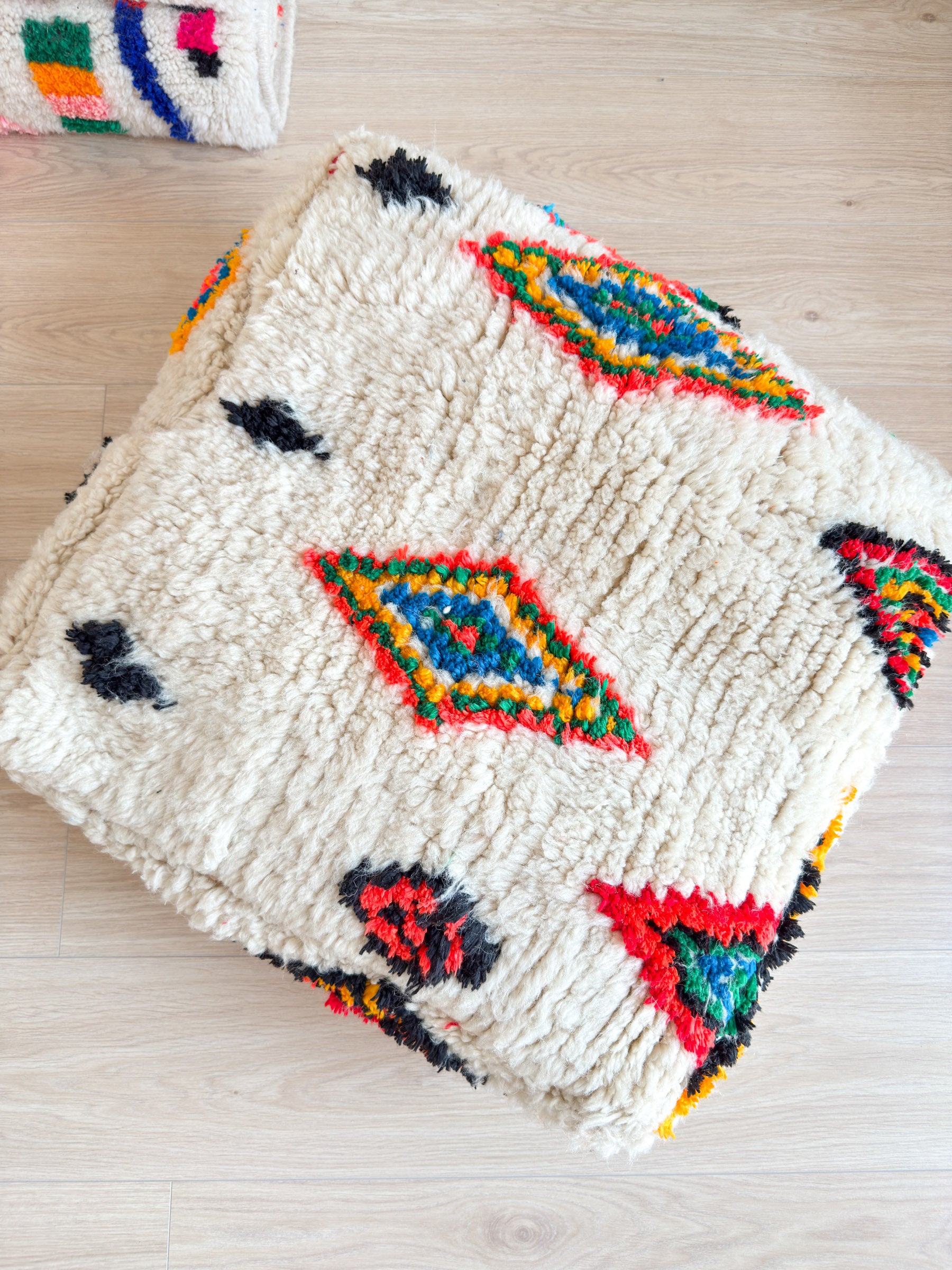 Pouf Marocain, pouf berbère coloré - 60 x 60 cm - n°48