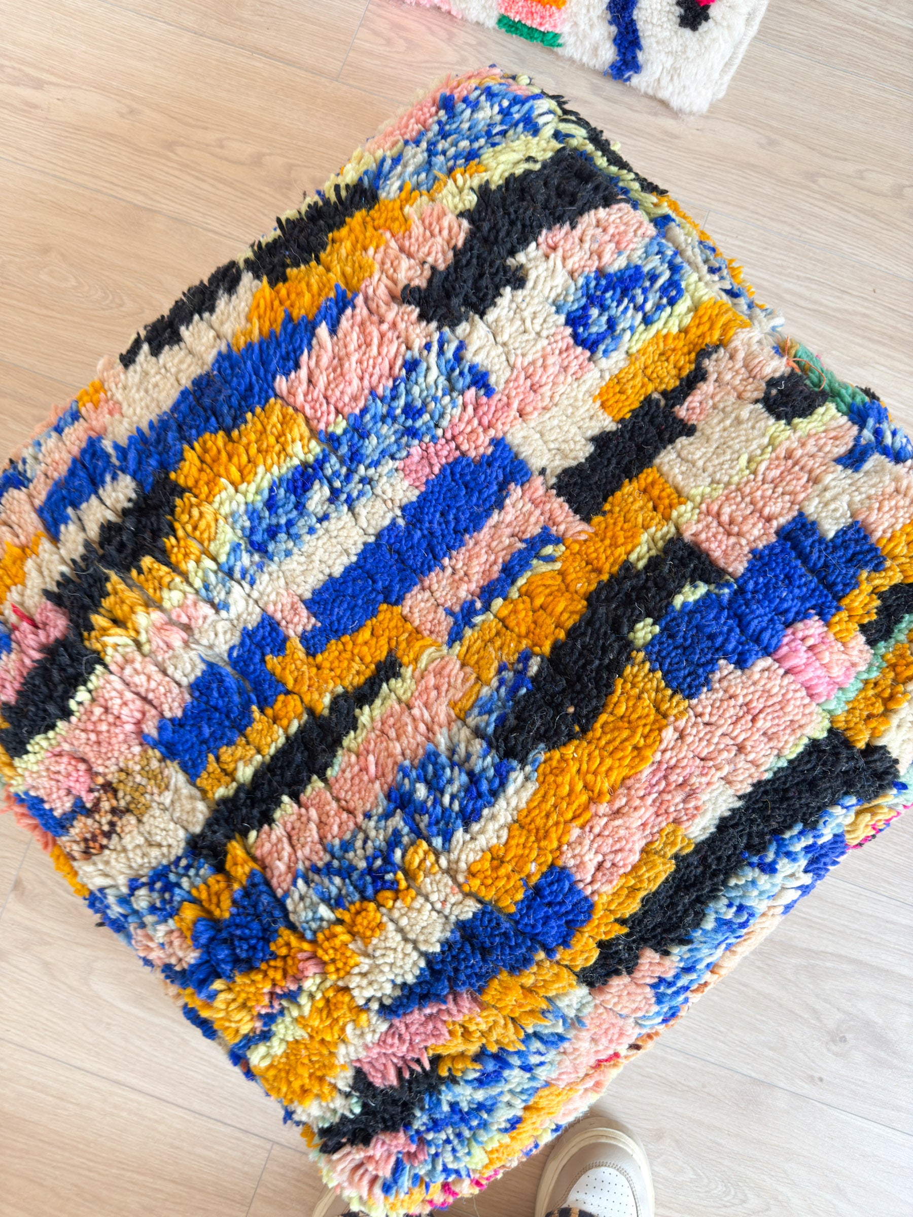 Pouf Marocain, pouf berbère coloré - 60 x 60 cm - n°59
