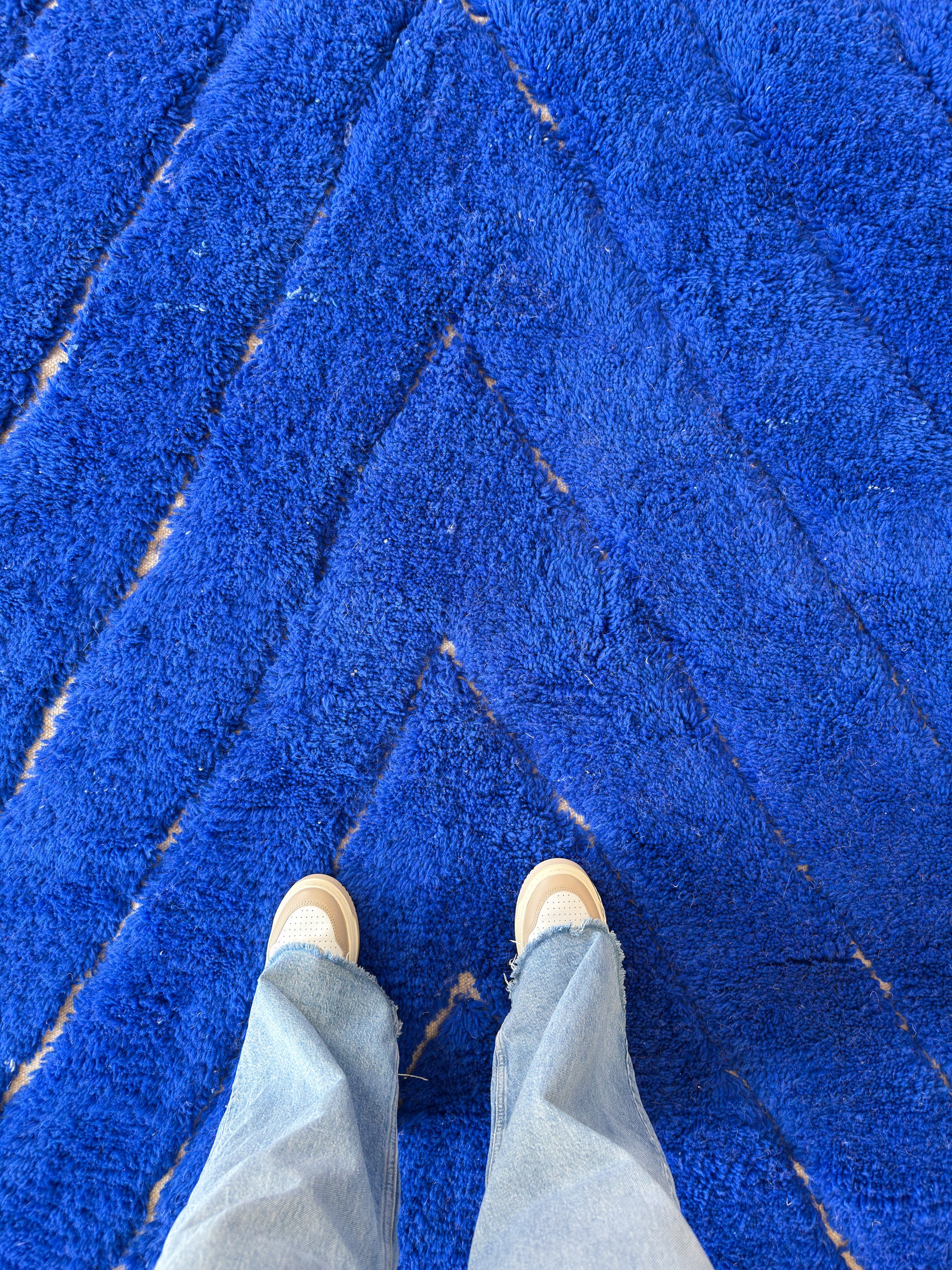 Blauer Berberteppich Majorelle, farbenfroher Beni Ouarain – Nr. 682