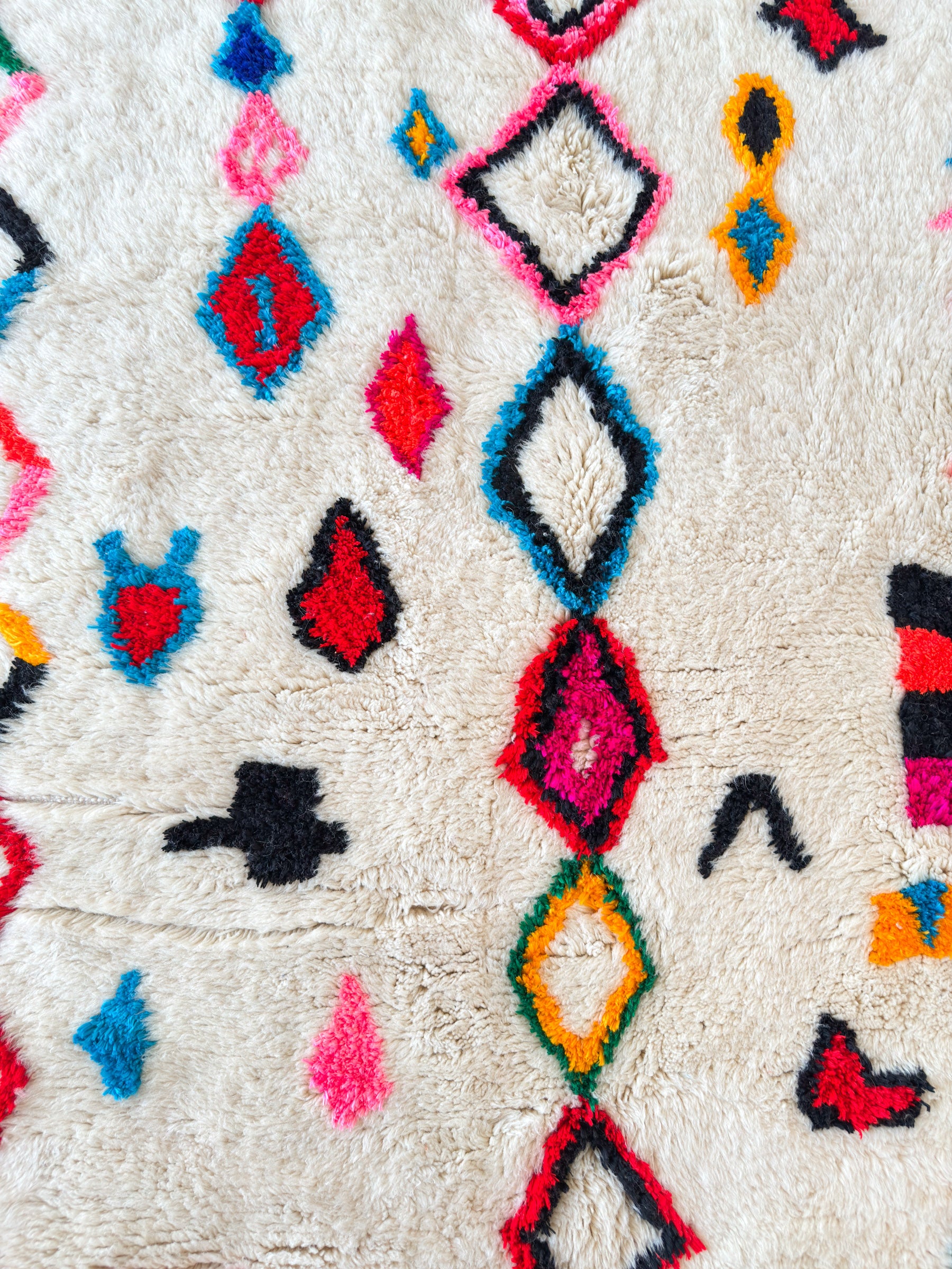 Tapis berbère coloré 147 x 255 cm - n°2305