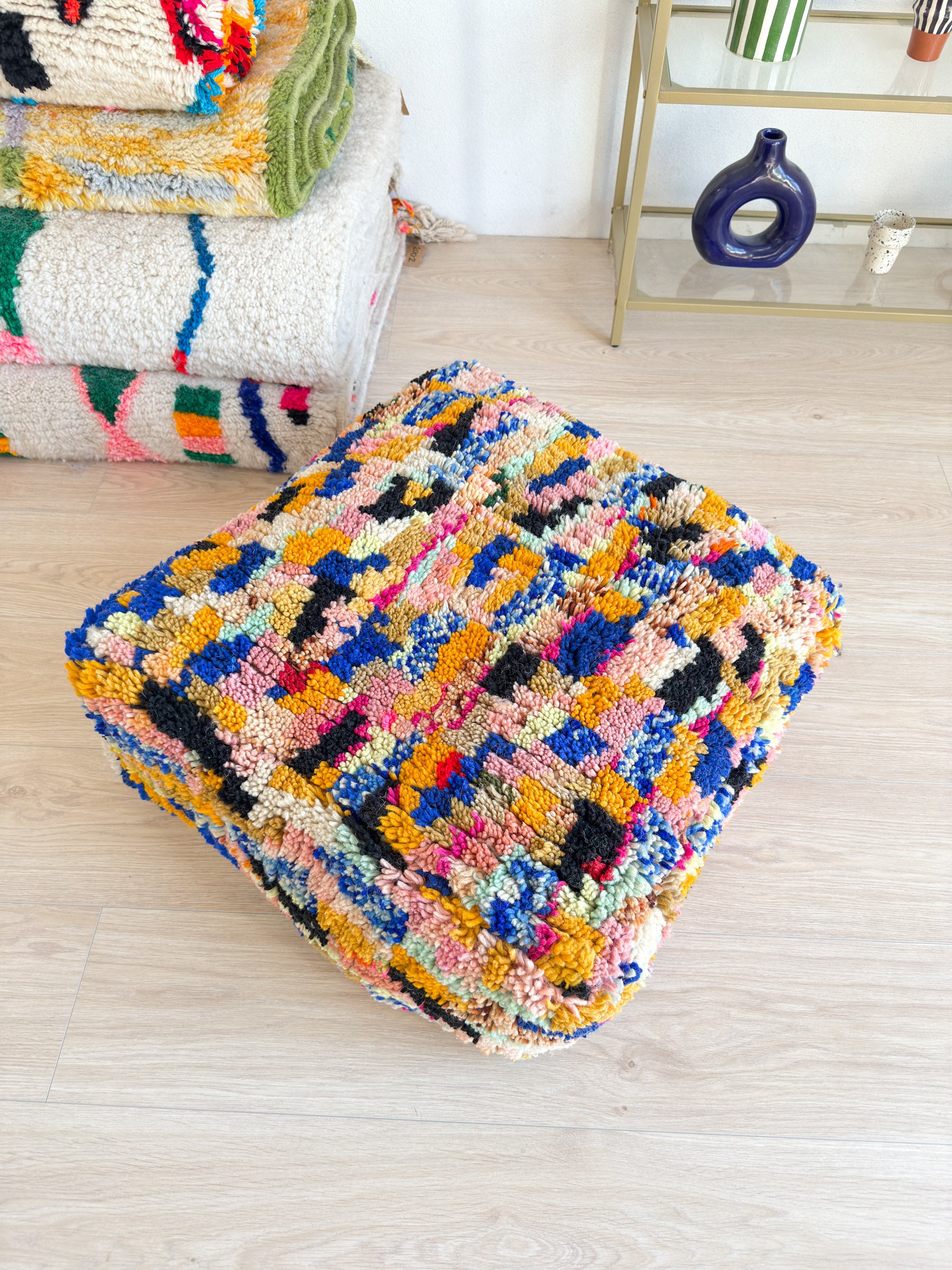 Moroccan pouf, colorful Berber pouf - 60 x 60 cm - n°66