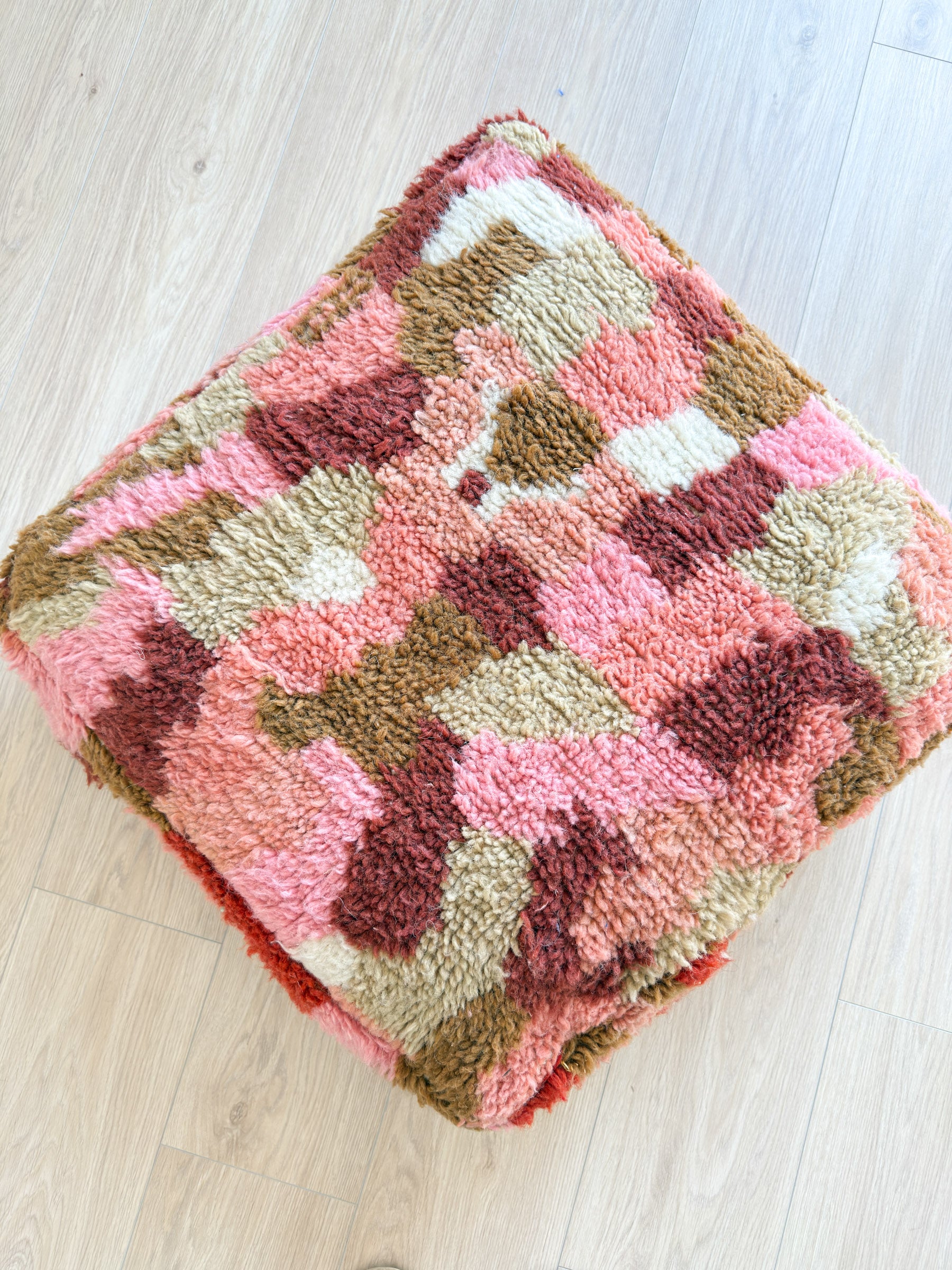 Moroccan pouf, colorful Berber pouf - 60 x 60 cm - n°25