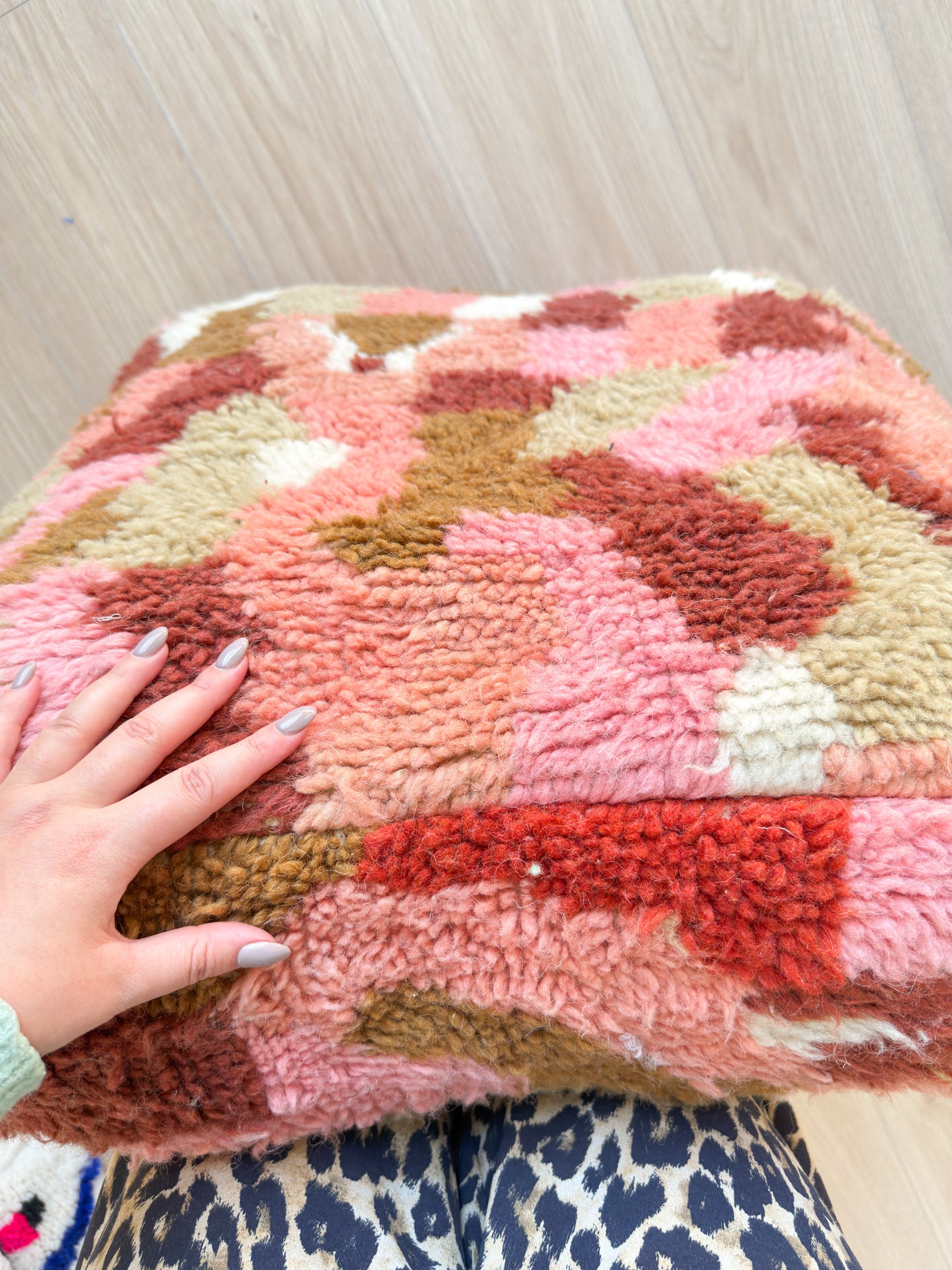 Moroccan pouf, colorful Berber pouf - 60 x 60 cm - n°25