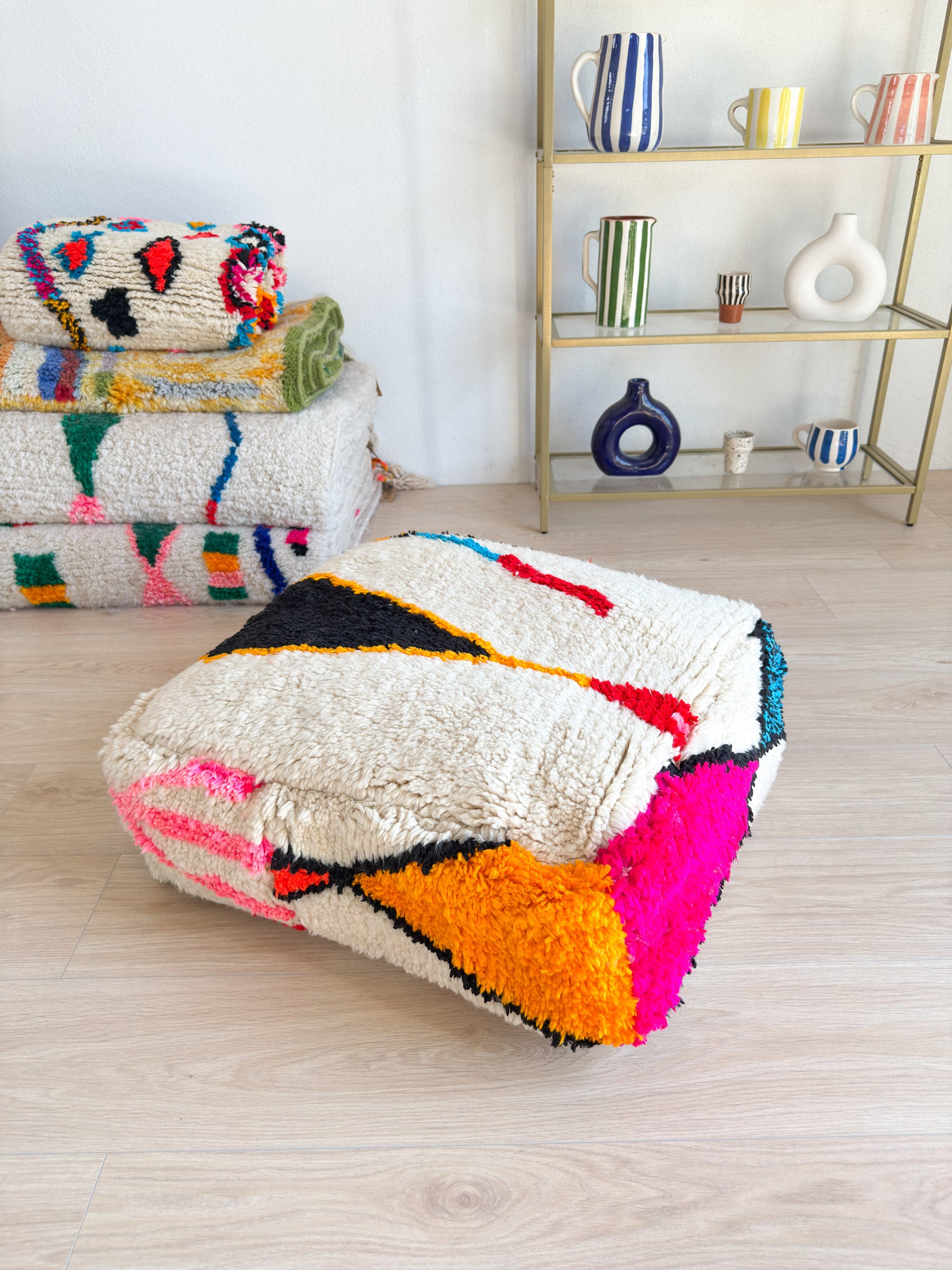 Moroccan pouf, colorful Berber pouf - 60 x 60 cm - n°32