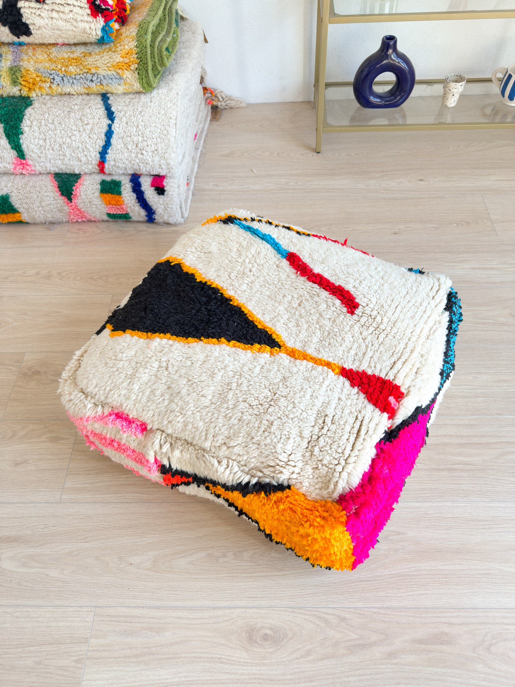 Moroccan pouf, colorful Berber pouf - 60 x 60 cm - n°32