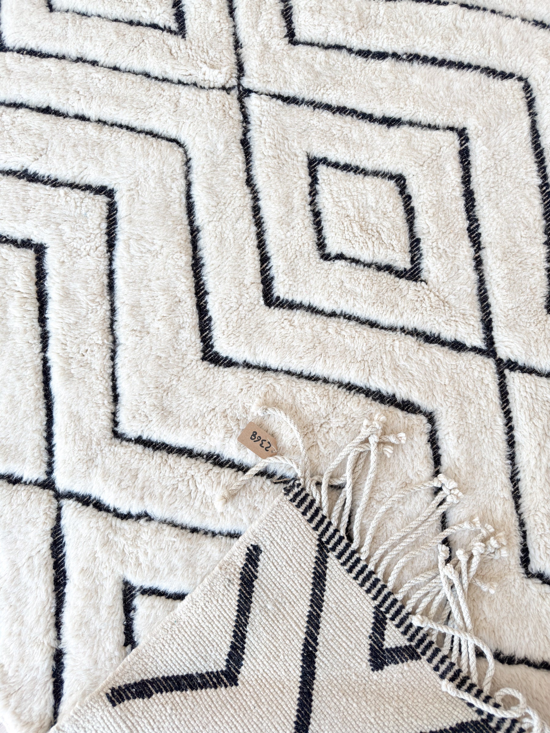 Beni Ouarain Teppich 199 x 342 cm – Nr. 2368