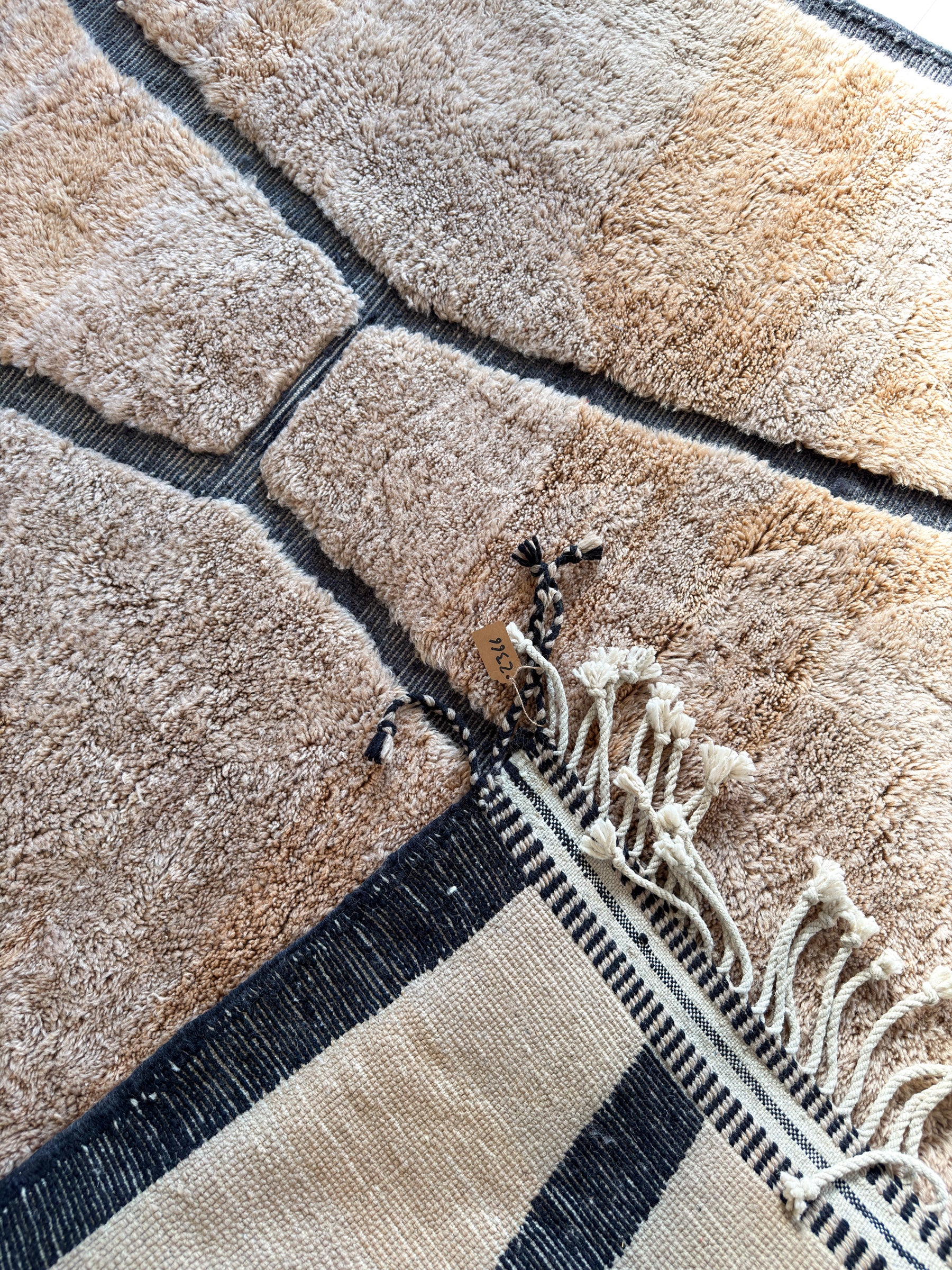 M'rirt rug 206 x 334 cm - n°2366