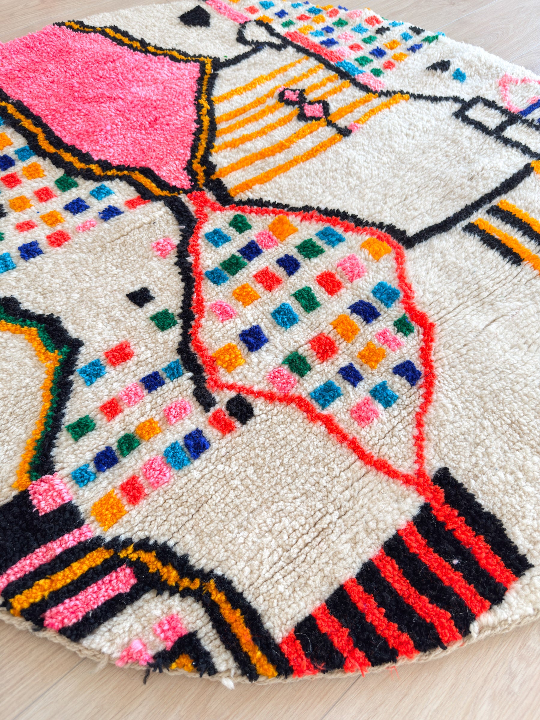 Tapis berbère coloré 138 cm - n°1