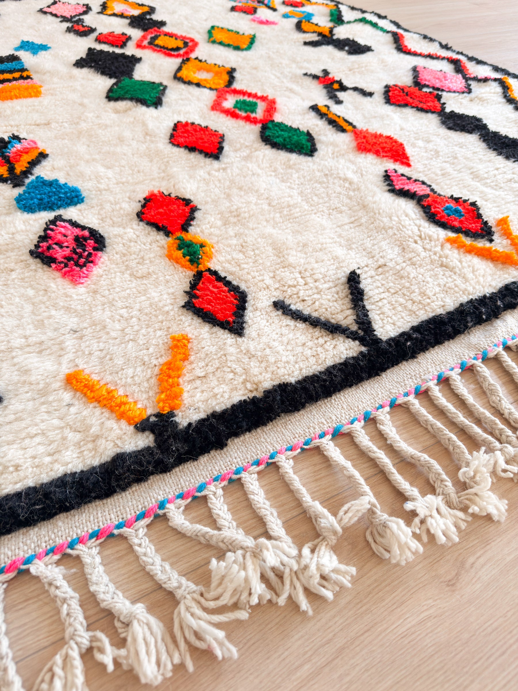 Tapis berbère coloré 147 x 223 cm - n°2417