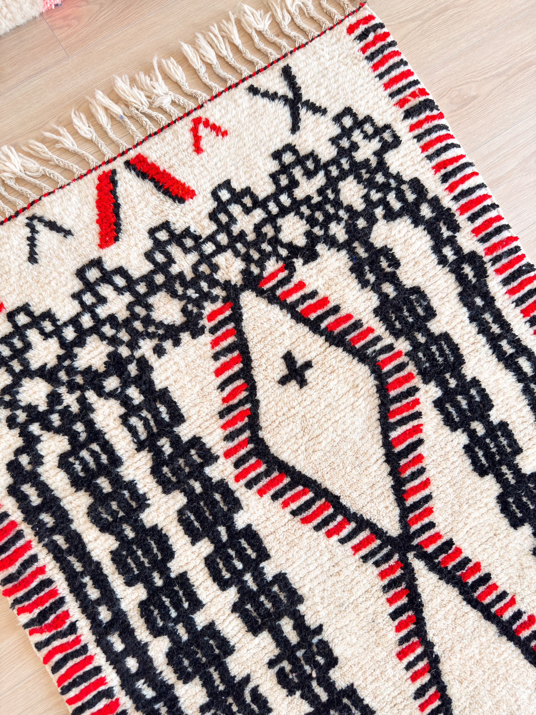 Colorful Berber rug 118 x 194 cm - No. 2392