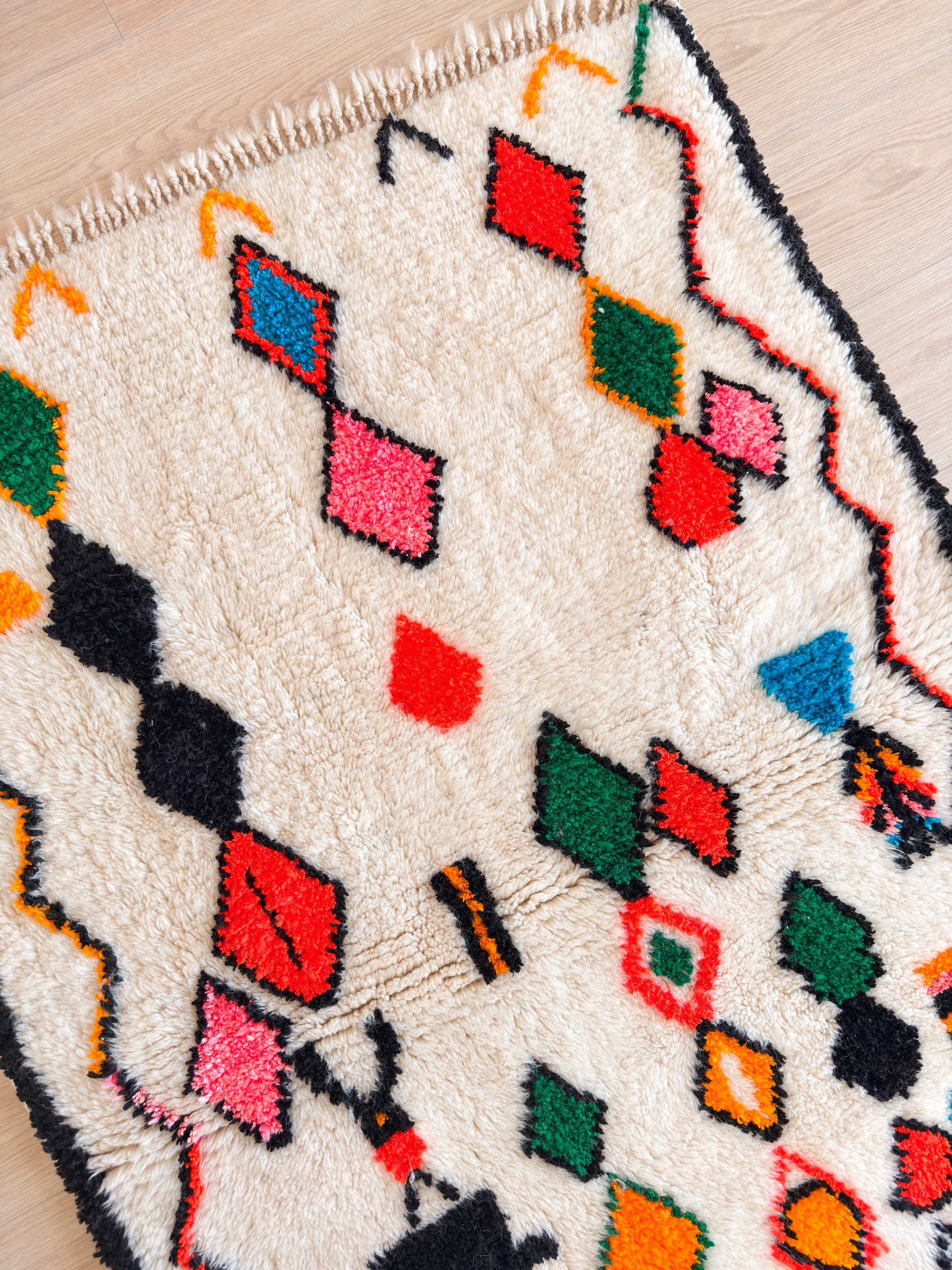 Tapis berbère coloré 105 x 174 cm - n°2453