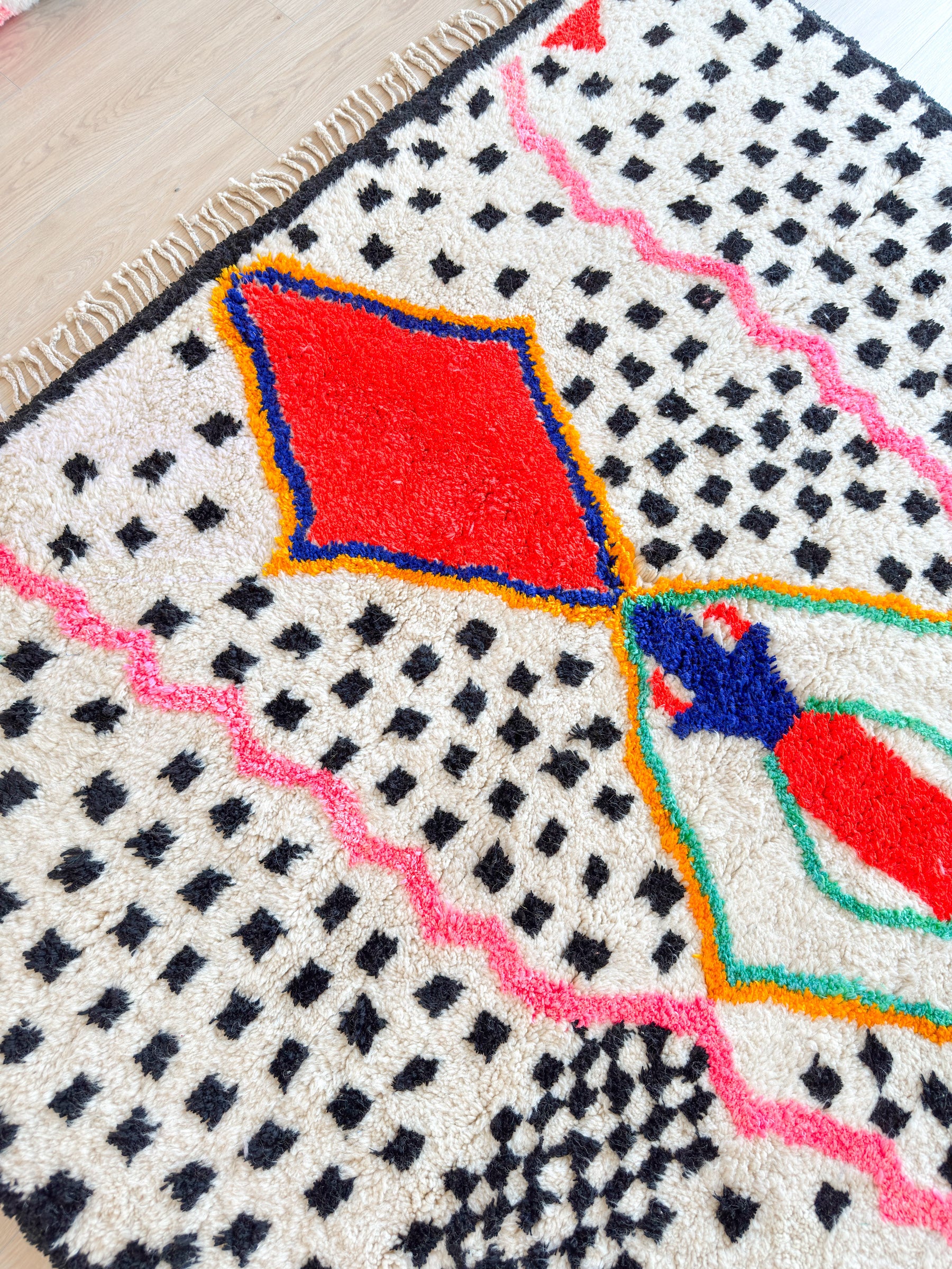 Colorful Berber rug 206 x 328 cm - no. 2187