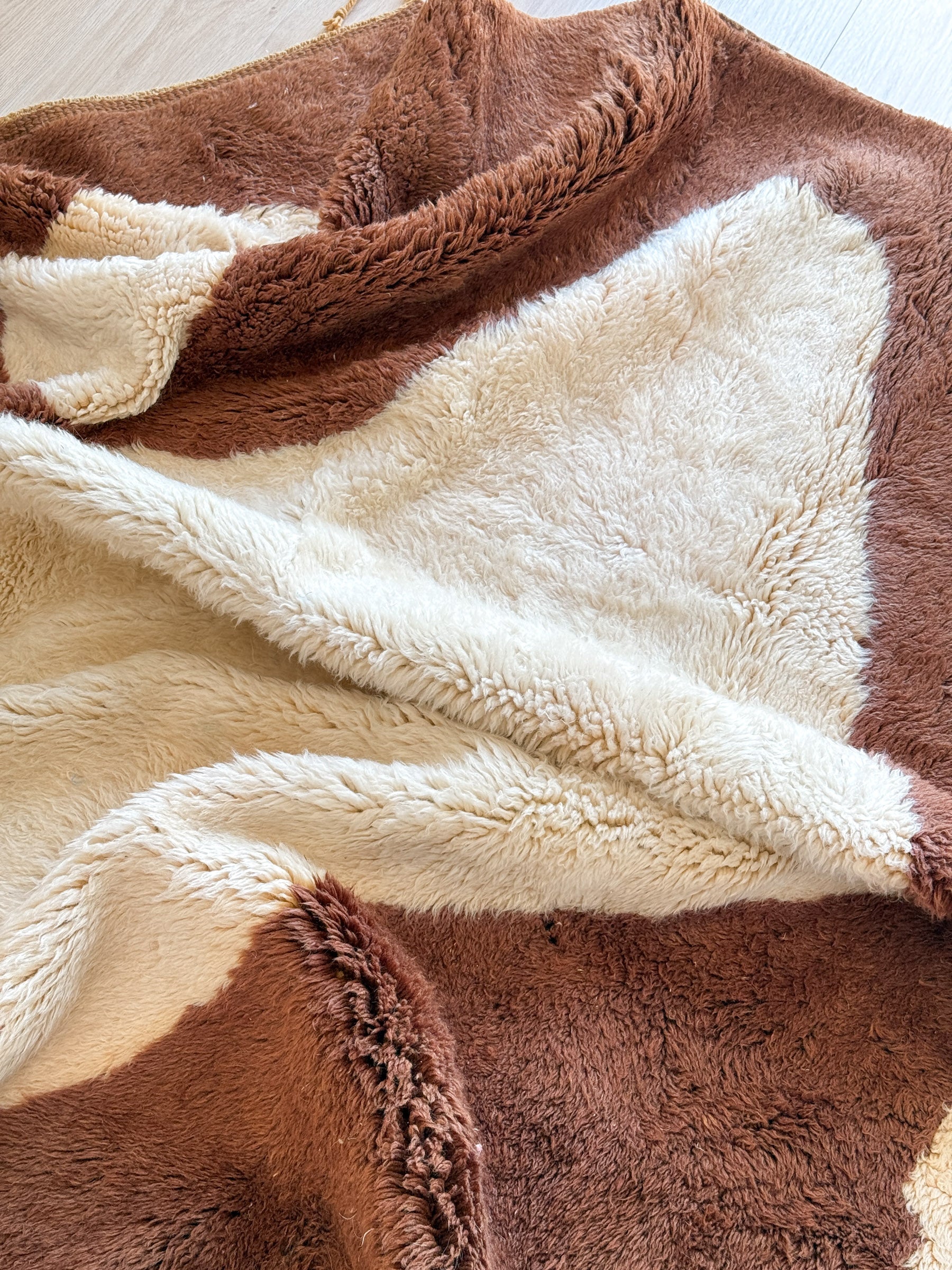 Luxurious Beni M’rirt Rug 201 x 267 cm / 6.6 x 8.8 ft - n°1405