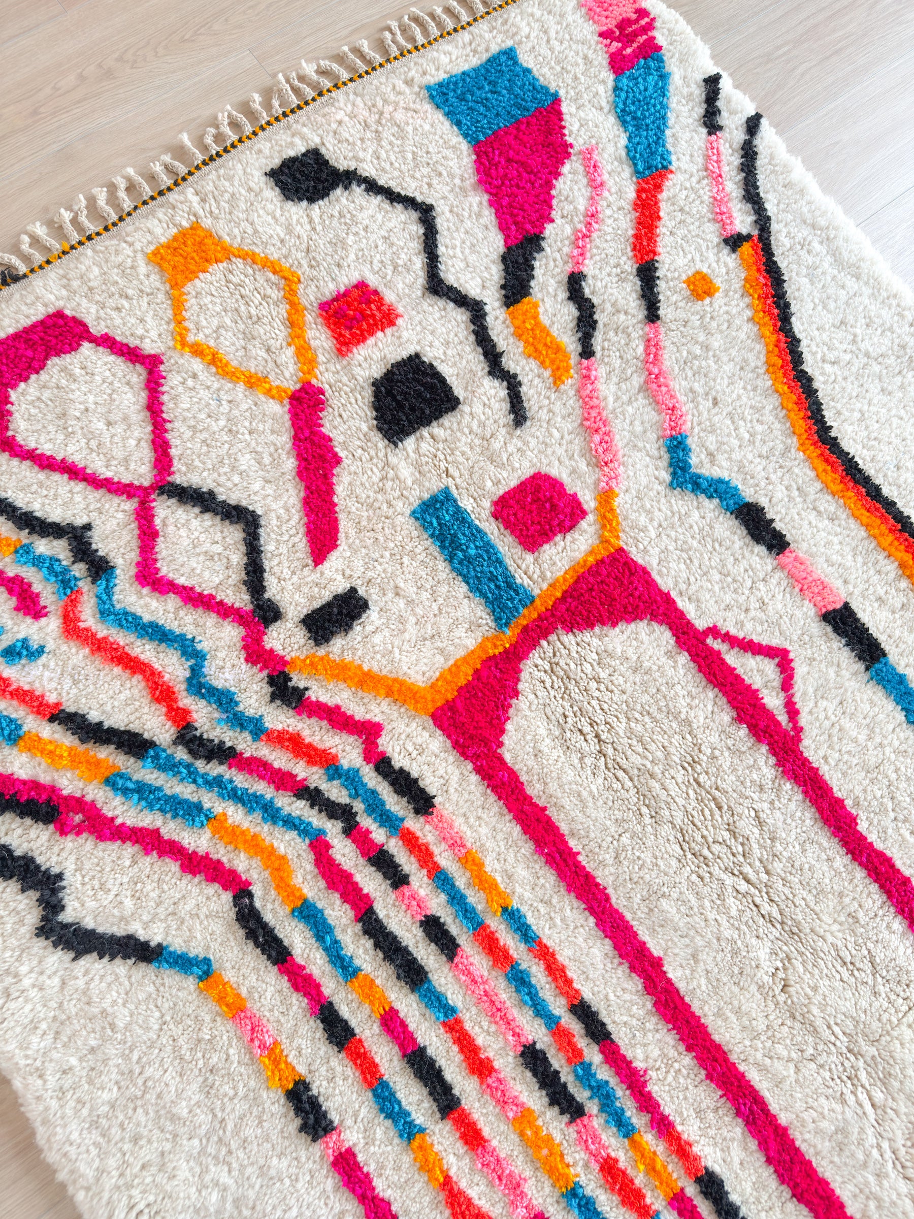 Colorful Berber rug 164 x 272 cm - no. 2143