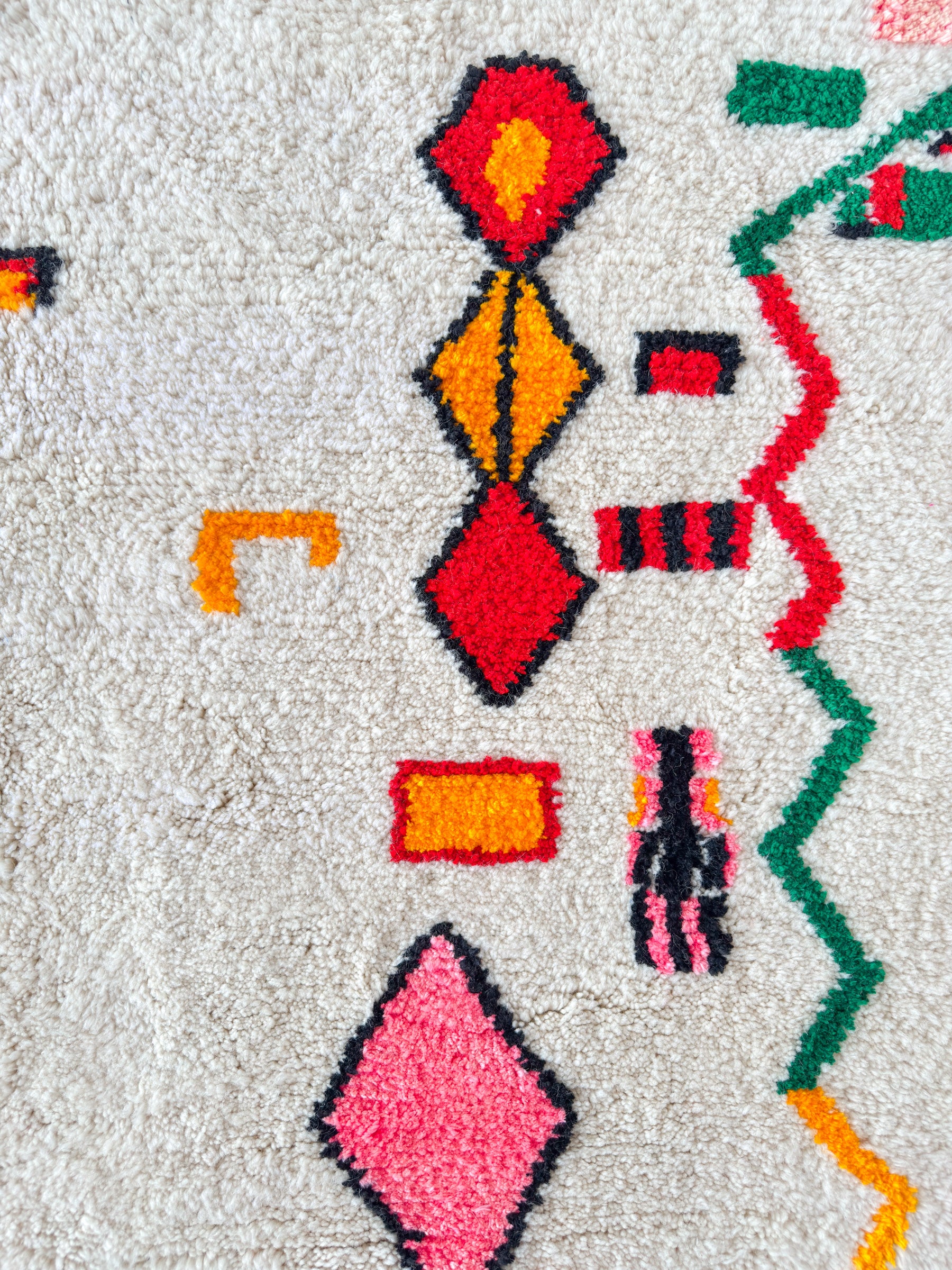 Colorful Berber rug 168 x 263 cm - no. 2146