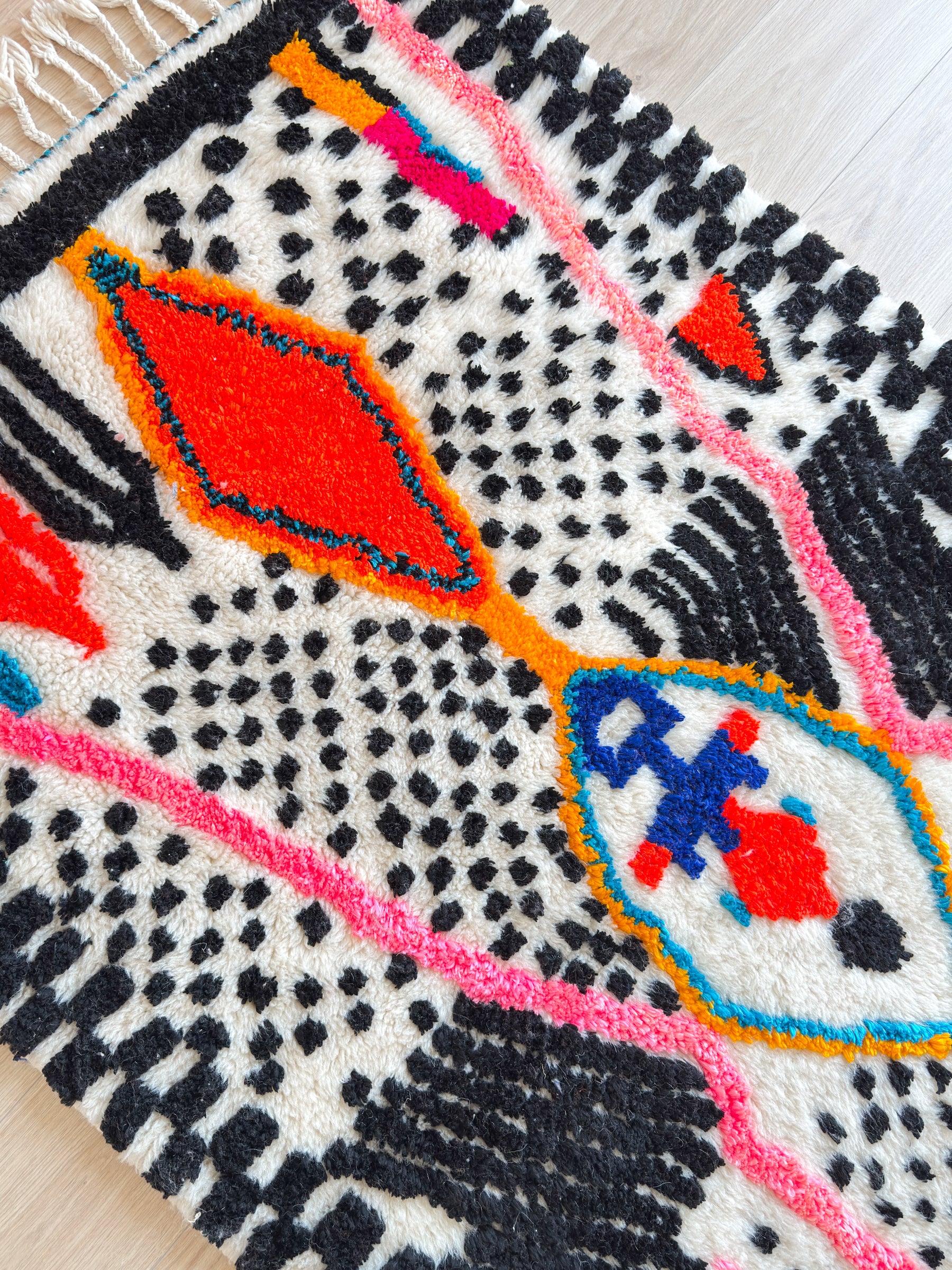 Tapis berbère coloré 125 x 201 cm - n°2526