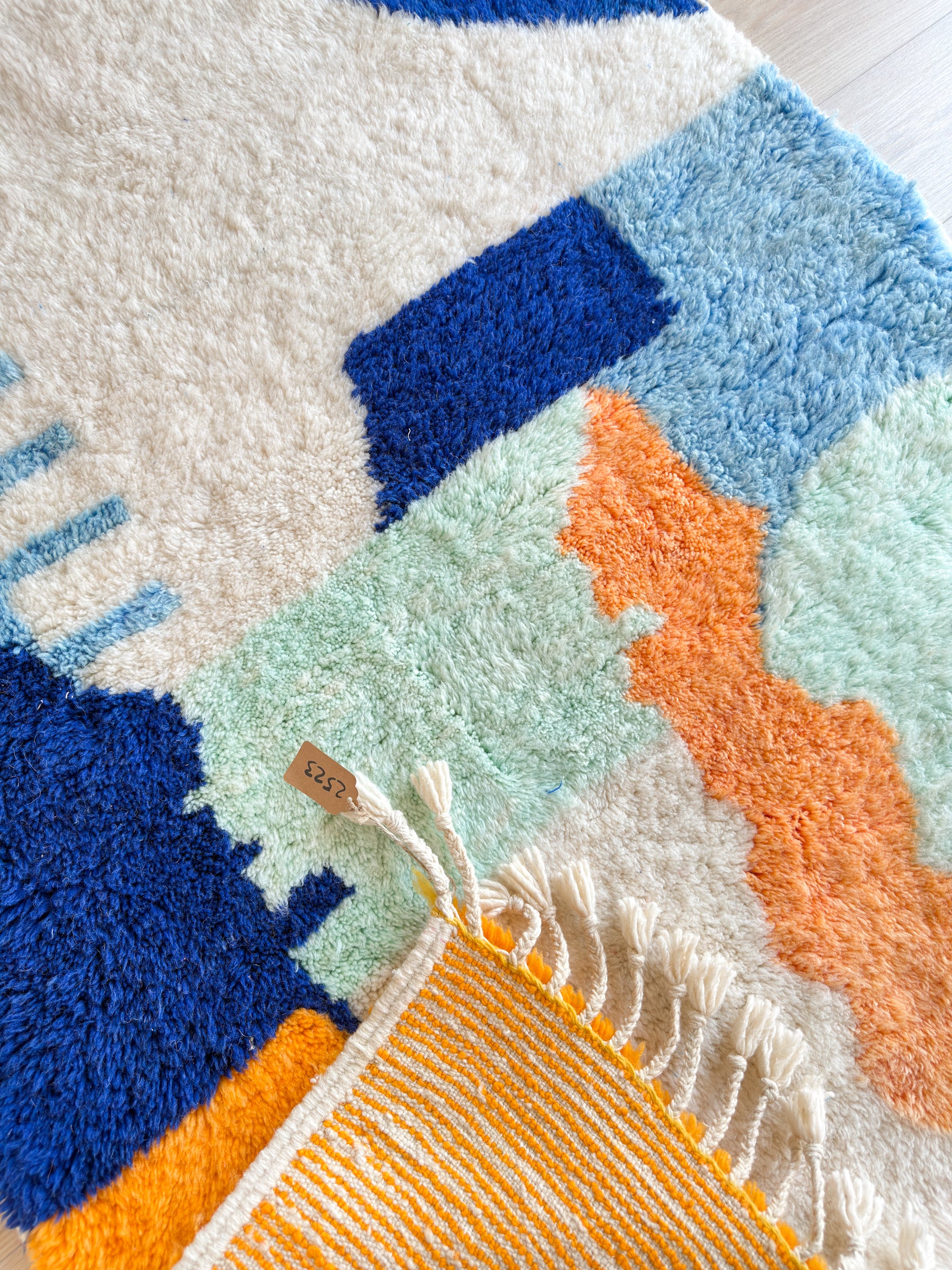 Colorful Berber rug 124 x 195 cm - No. 2523