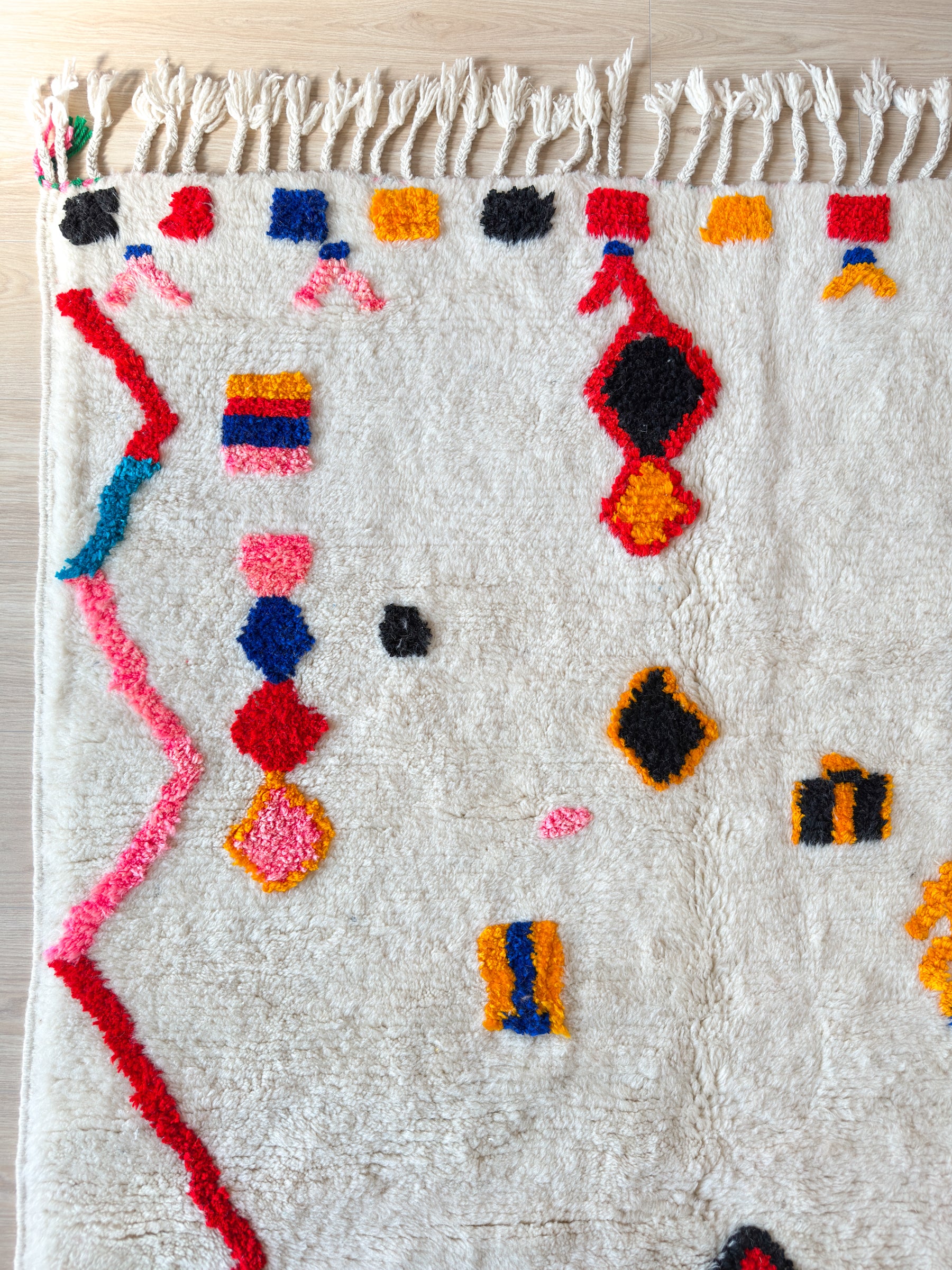 Tapis berbère coloré 143 x 234 cm - n°2483