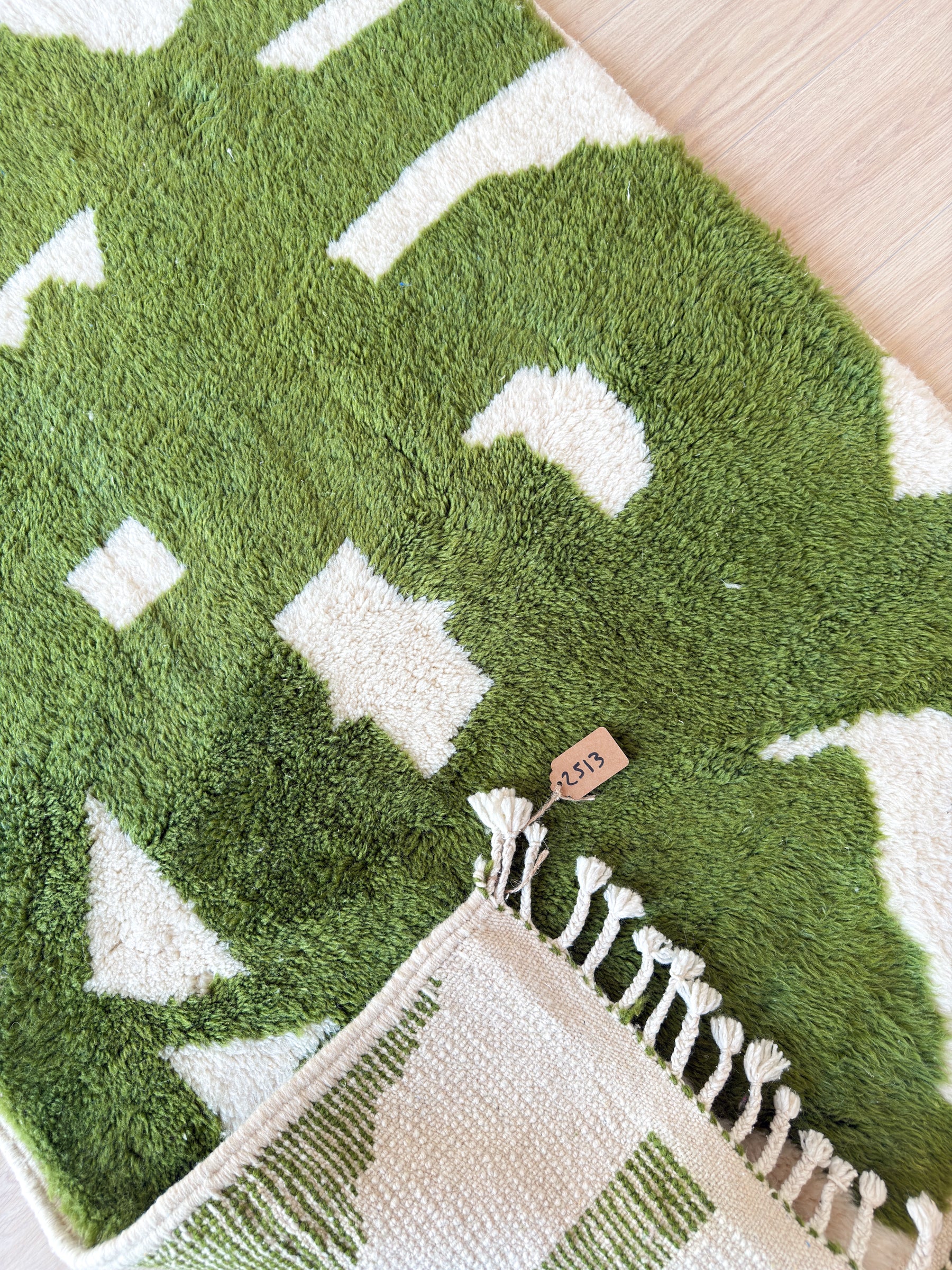 Colorful Berber rug 107 x 167 cm - No. 2513