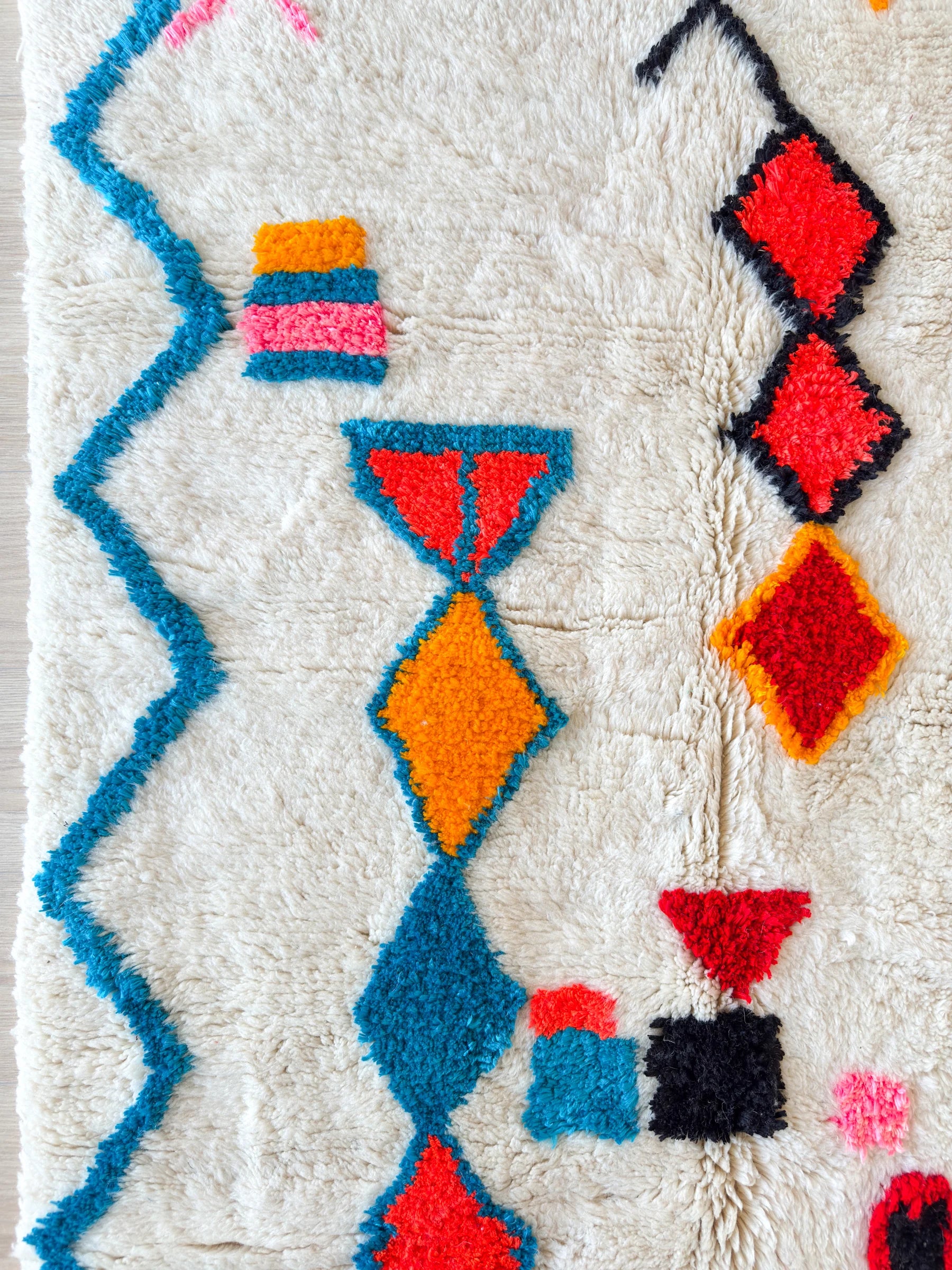 Tapis berbère coloré 137 x 250 cm - n°2566