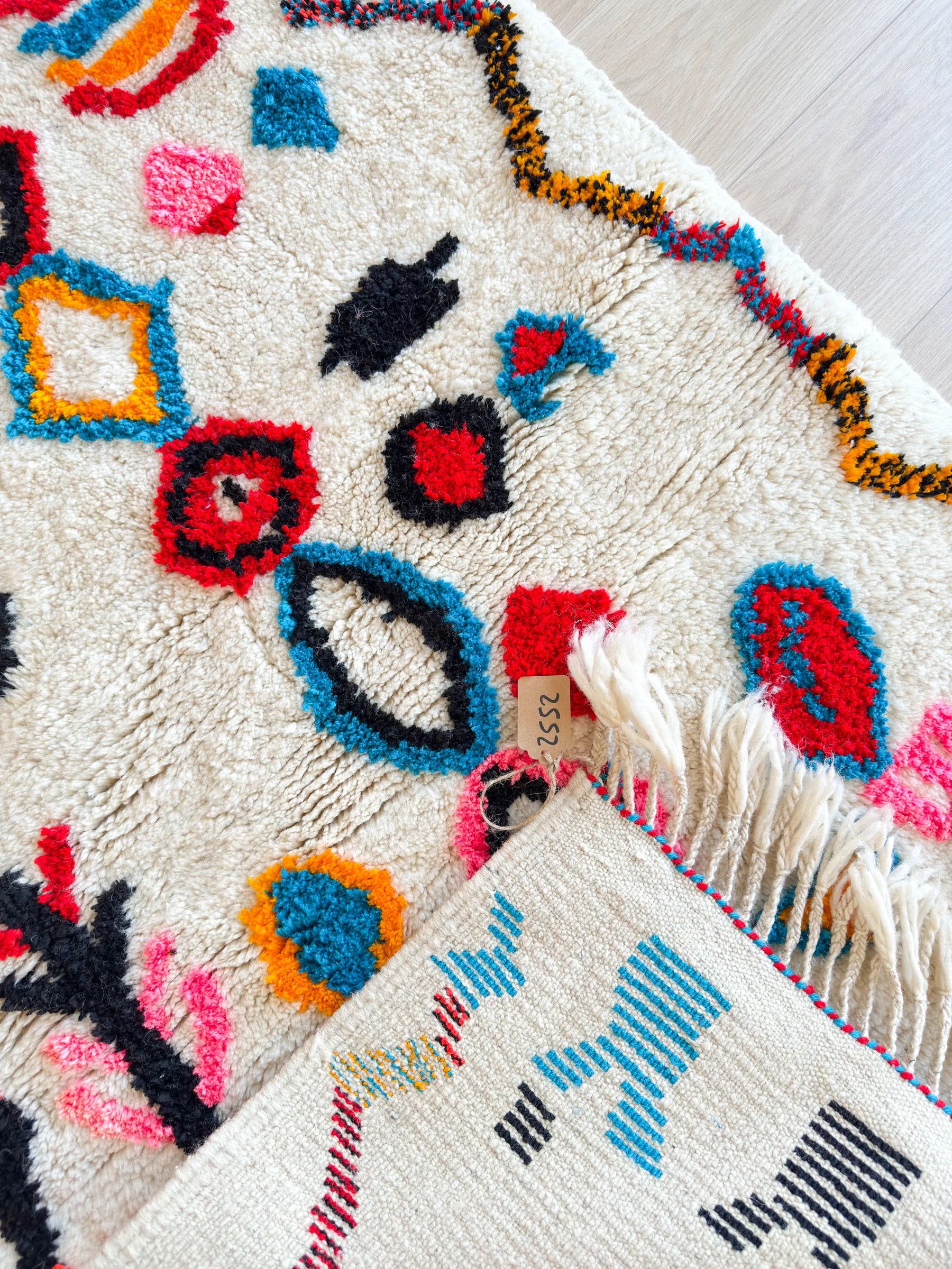 Tapis berbère coloré 100 x 176 cm - n°2552