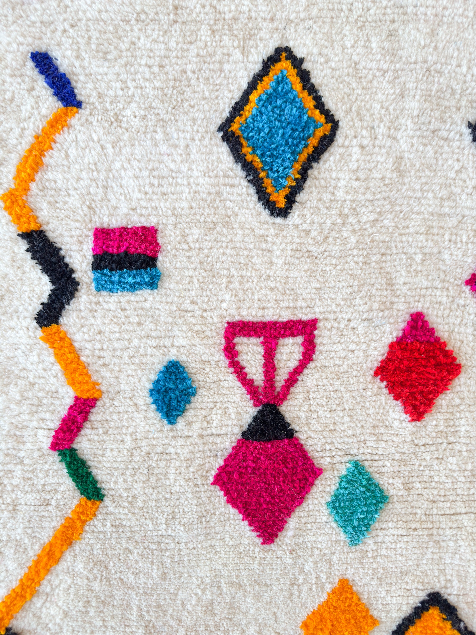 Tapis berbère coloré 146 x 248 cm - n°2592