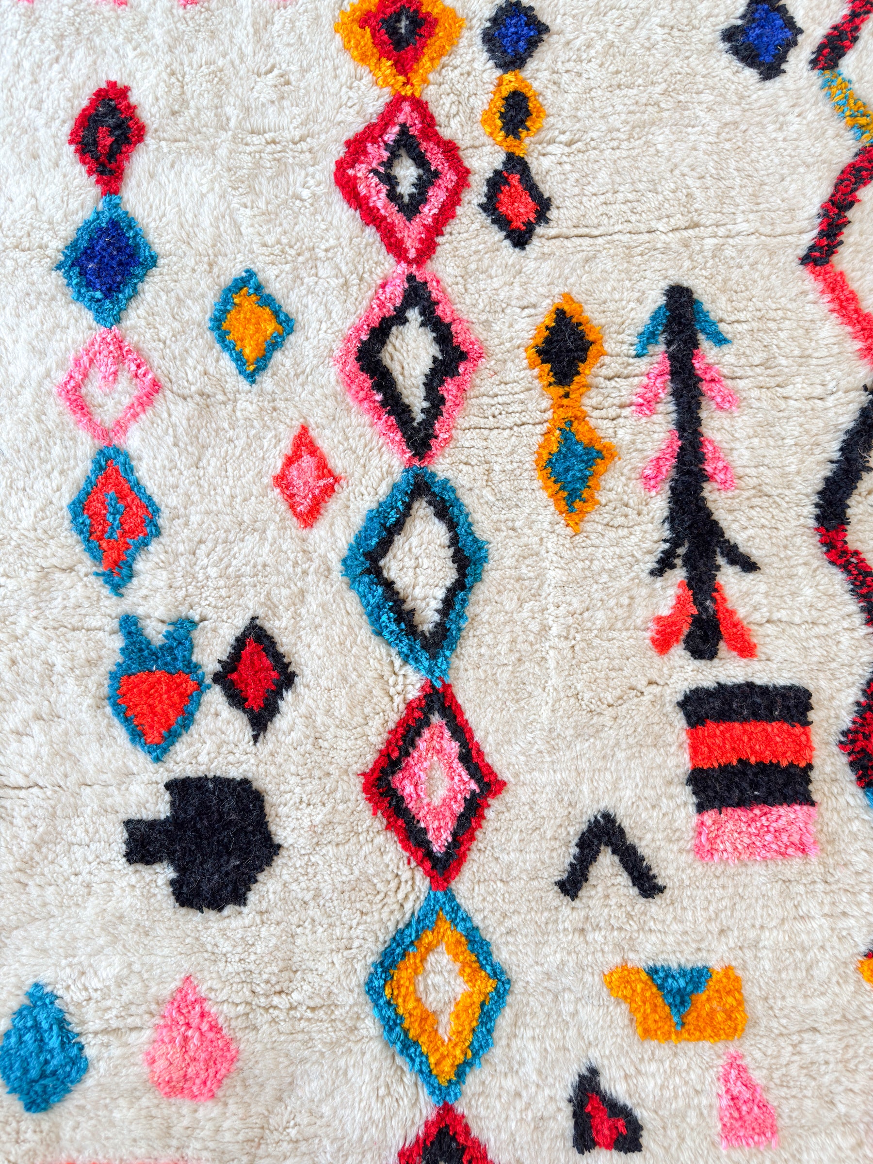 Tapis berbère coloré 115 x 190 cm - n°2599