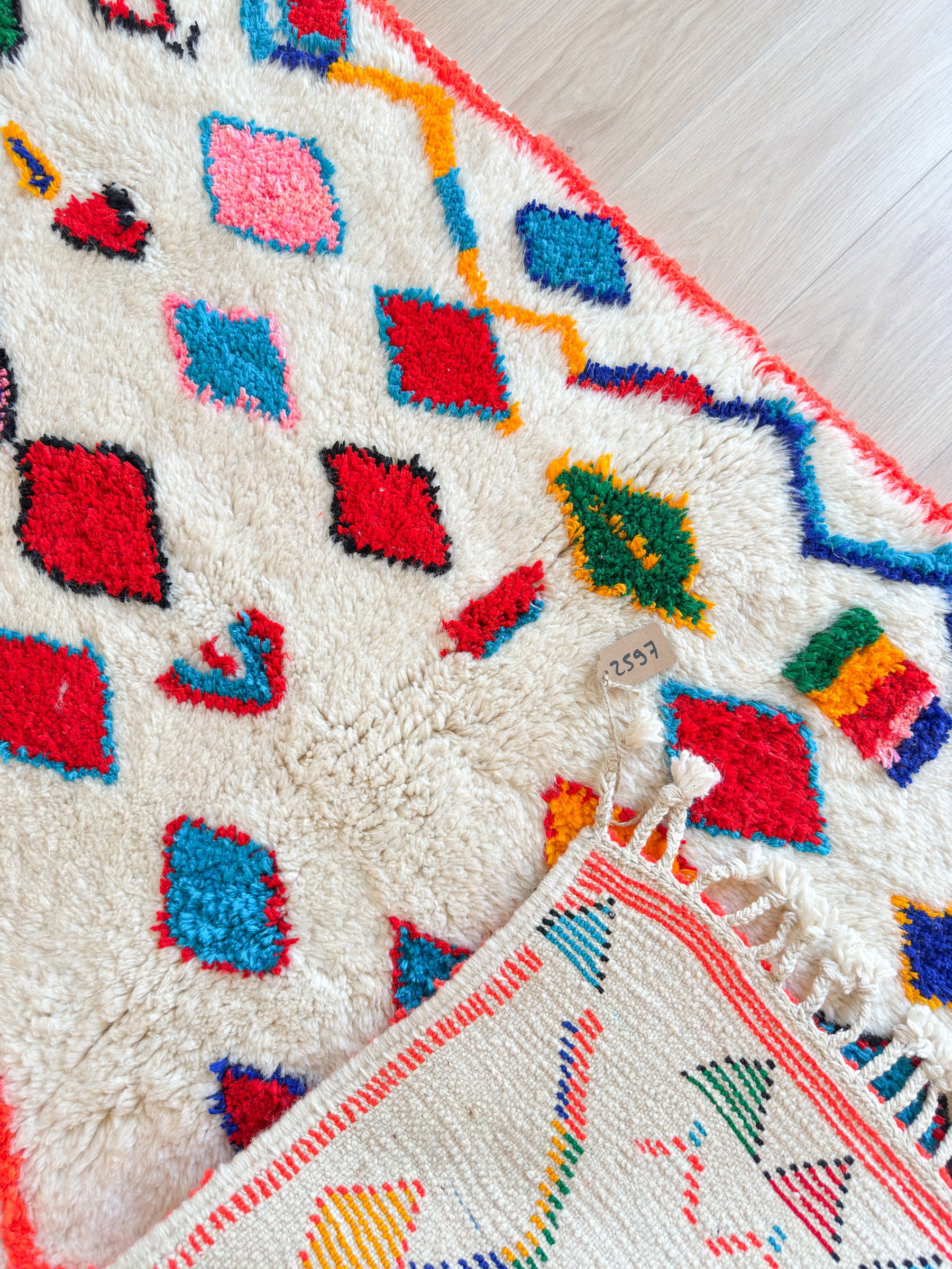 Tapis berbère coloré 104 x 176 cm - n°2597