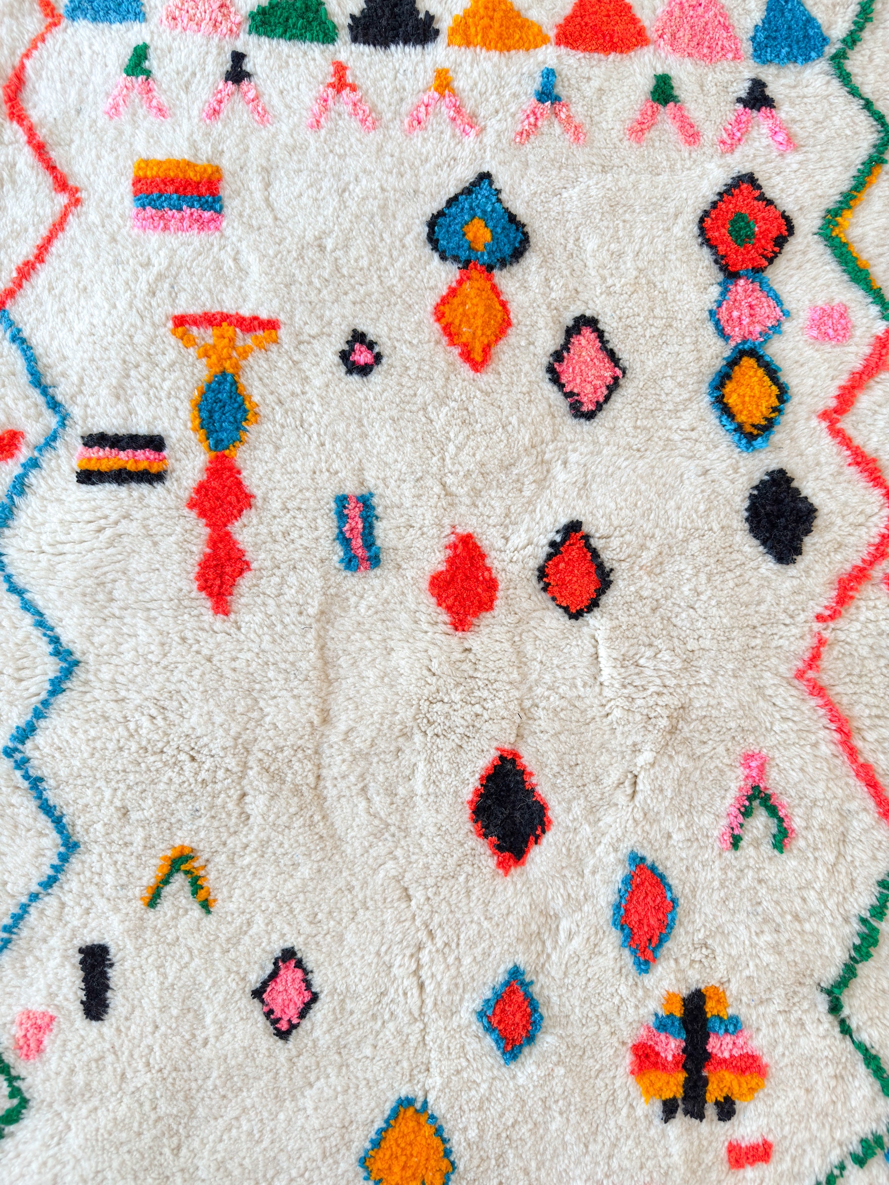 Tapis berbère coloré 102 x 176 cm - n°2585