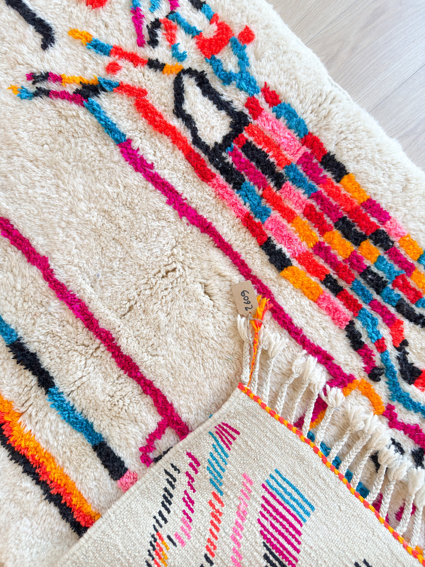 Tapis berbère coloré 108 x 177 cm - n°2609