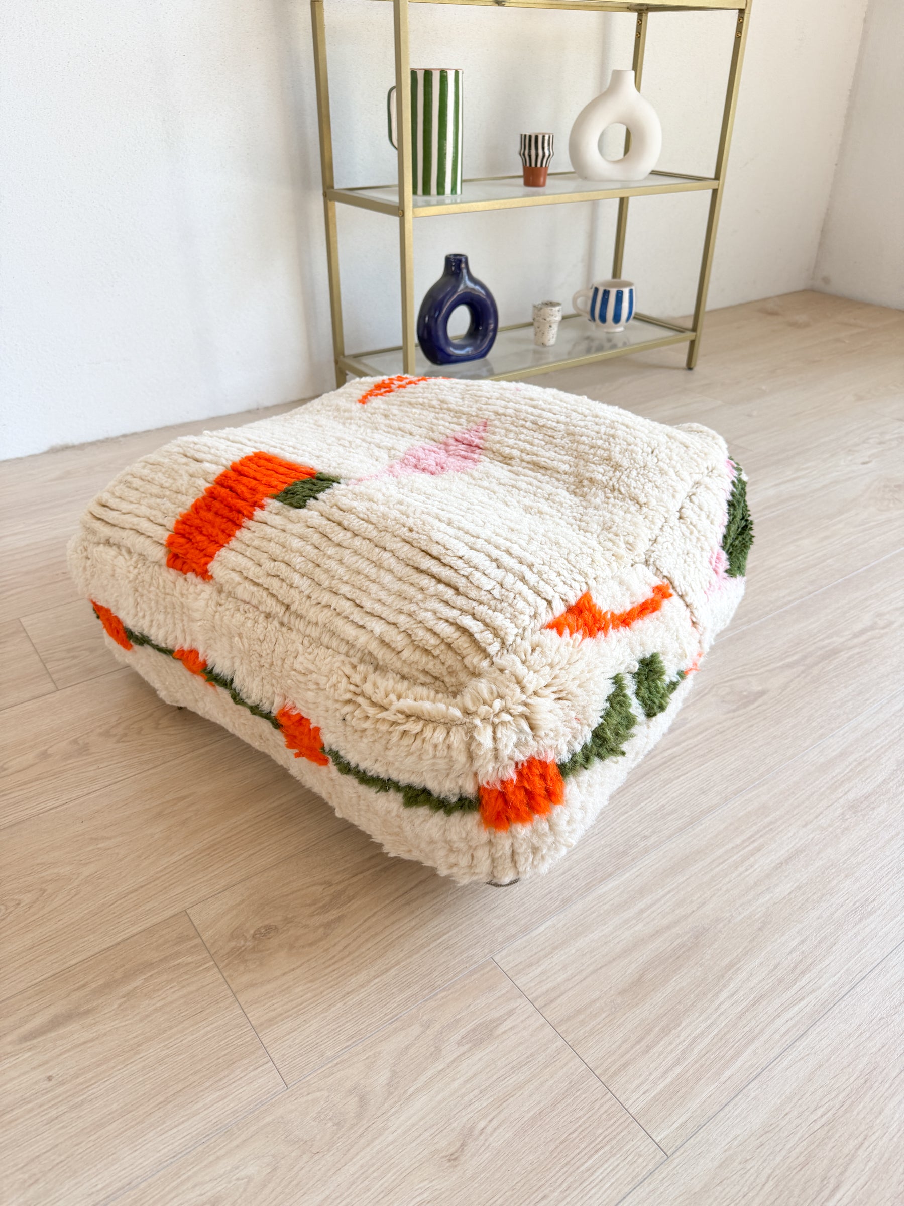Pouf Marocain, pouf berbère coloré - 60 x 60 cm - n°129