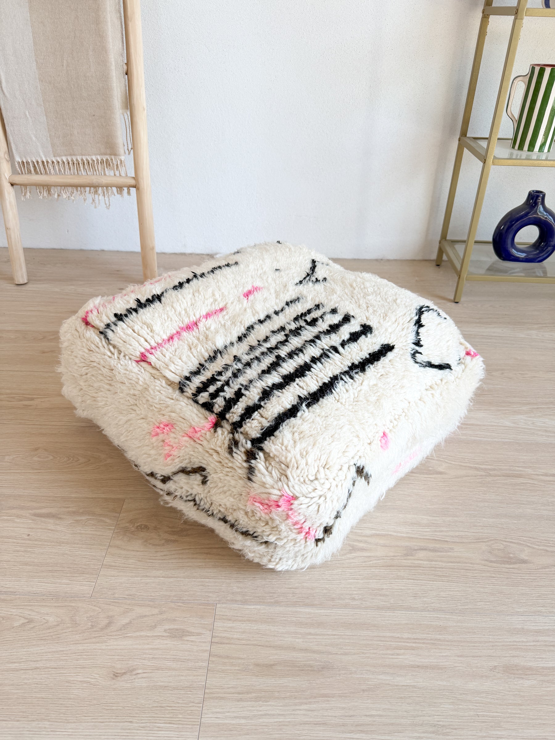 Pouf Marocain, pouf berbère coloré - 60 x 60 cm - n°123