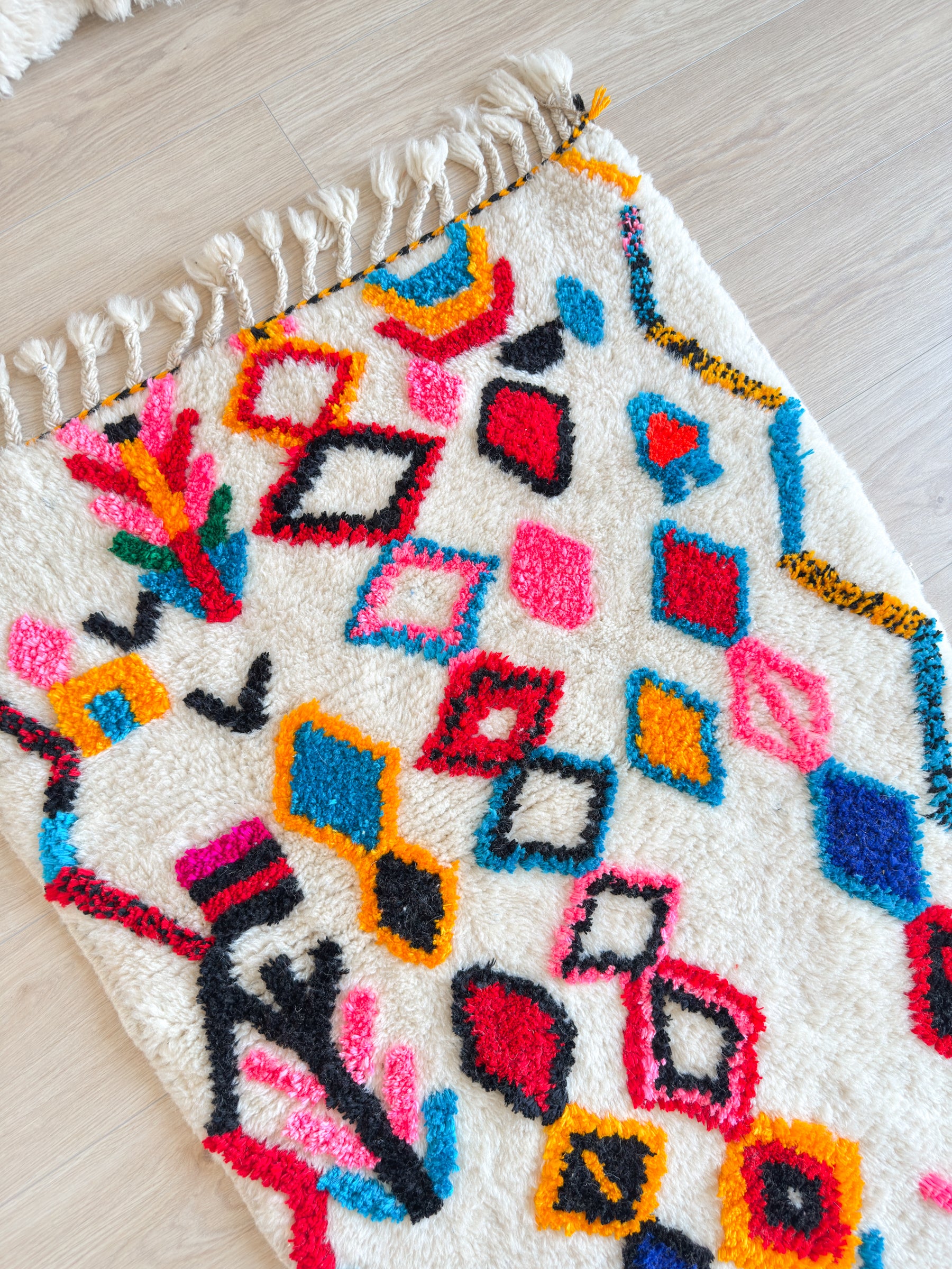 Tapis berbère coloré 85 x 128 cm - n°2654