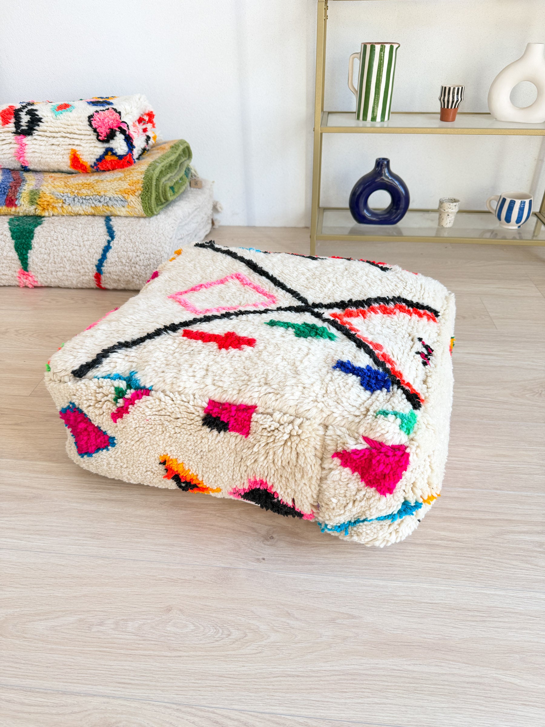 Pouf Marocain, pouf berbère coloré - 60 x 60 cm - n°82
