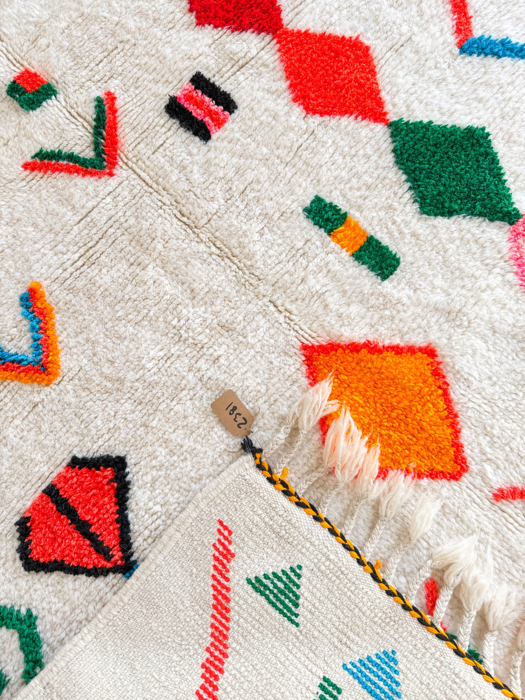 Bunter Berberteppich 150 x 216 cm - Nr. 2381