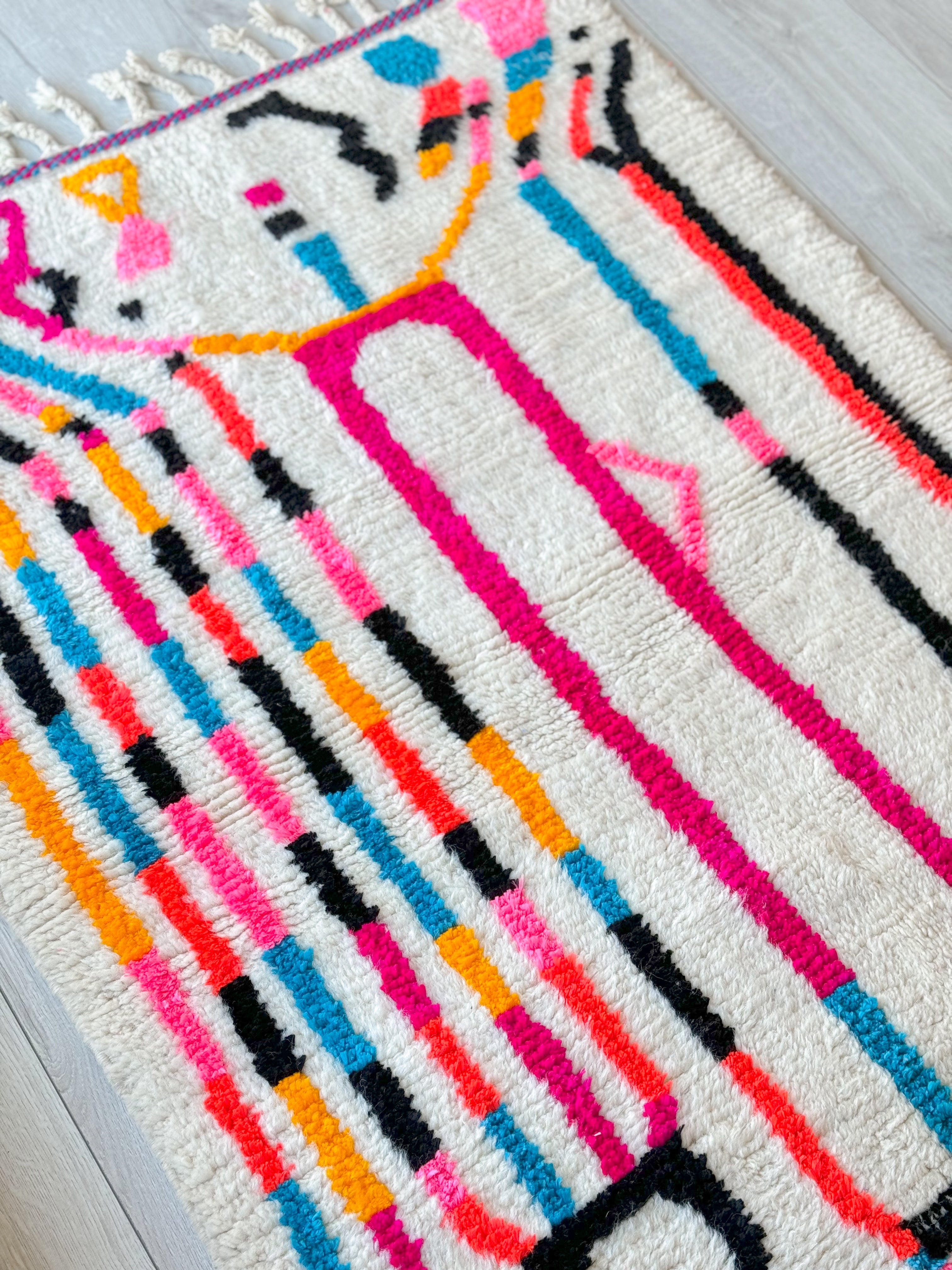 Colorful Berber rug 100 x 160 cm - n°860