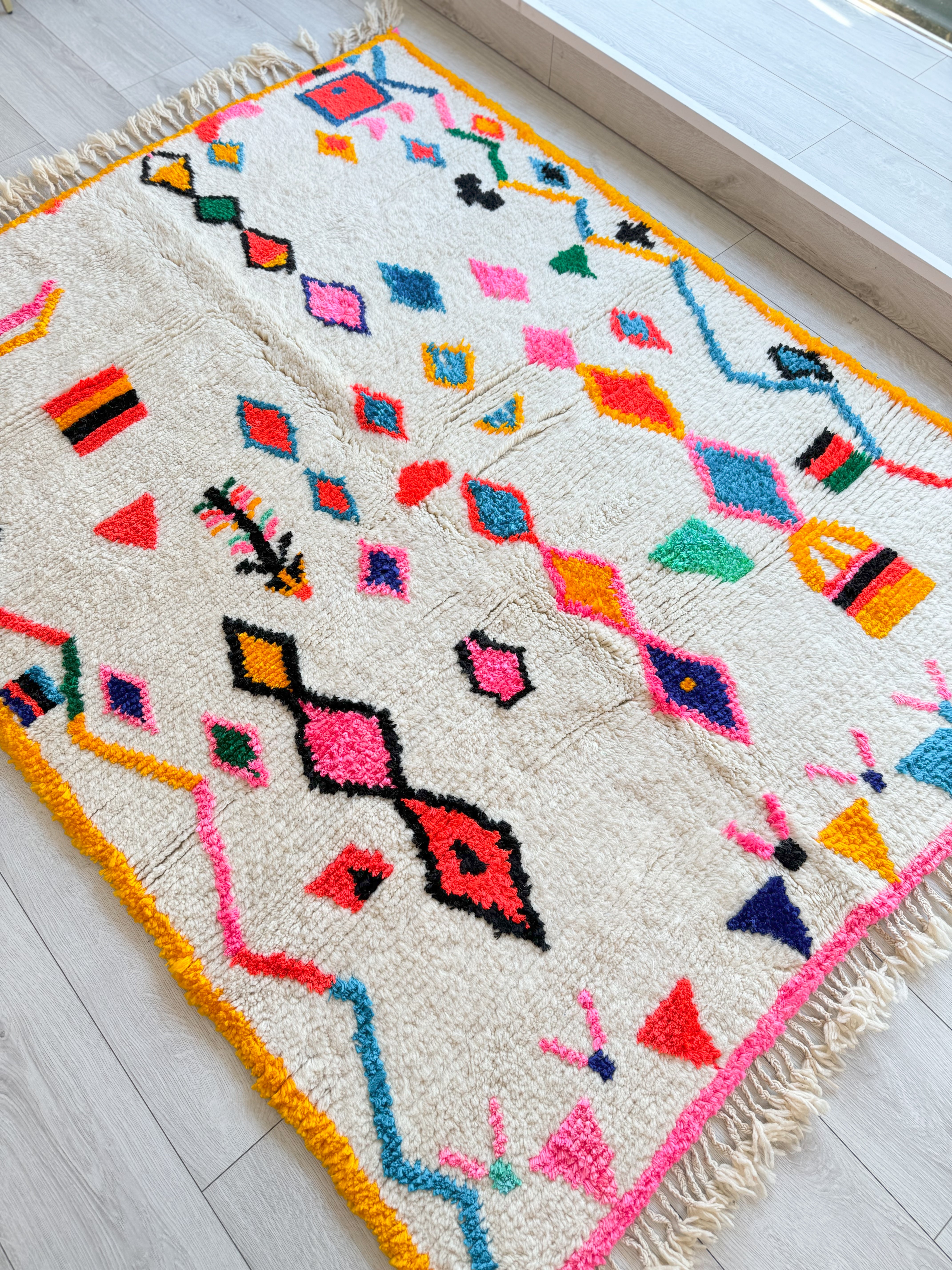 Colorful Berber Rug 157 x 220 cm / 5.2 x 7.2 ft - n°1505